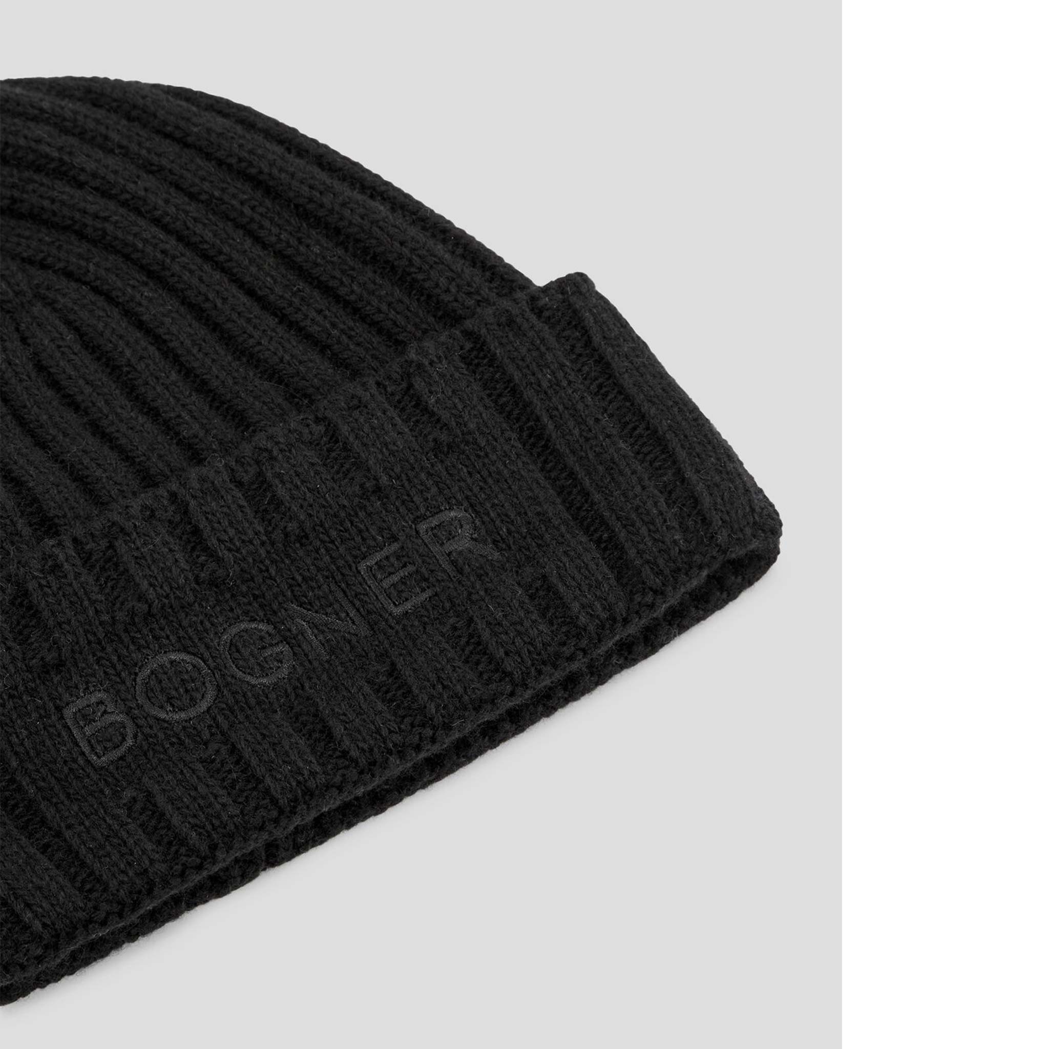 Conrad Beanie in Black