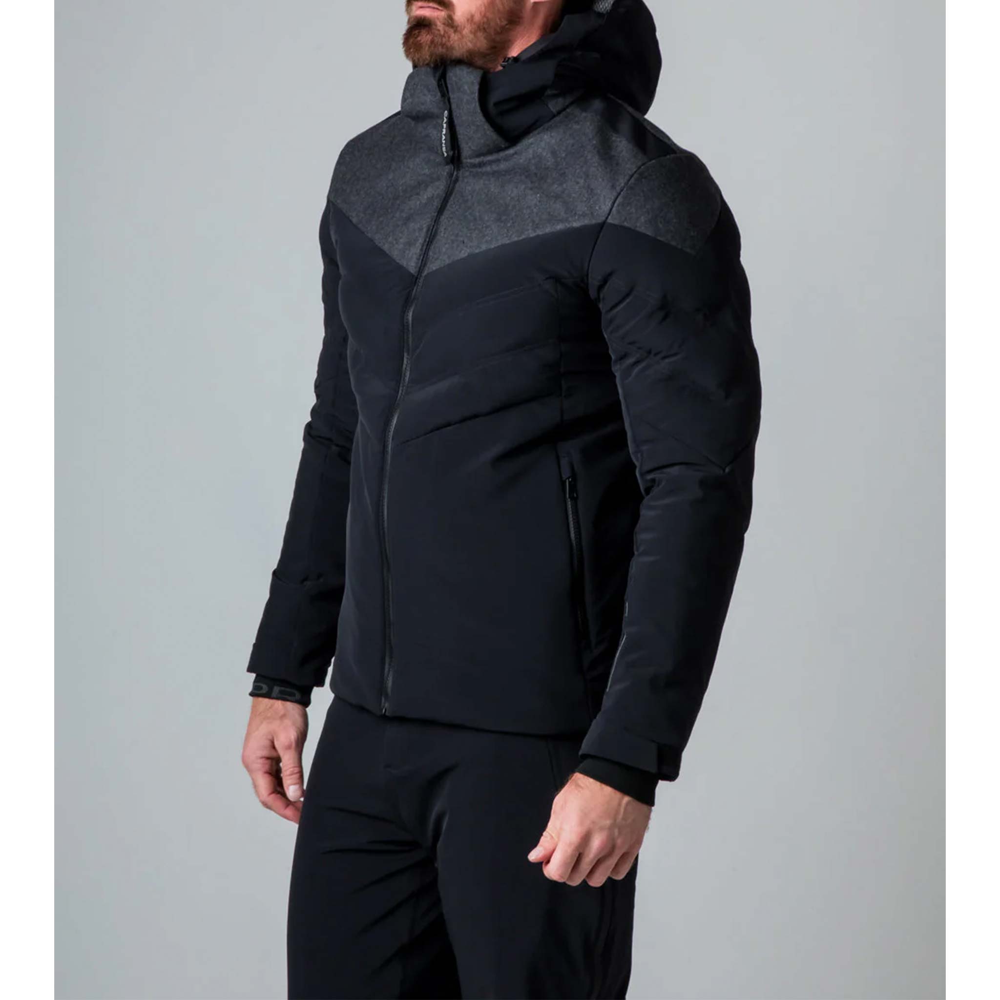 Eiger Ski Jacket in Black