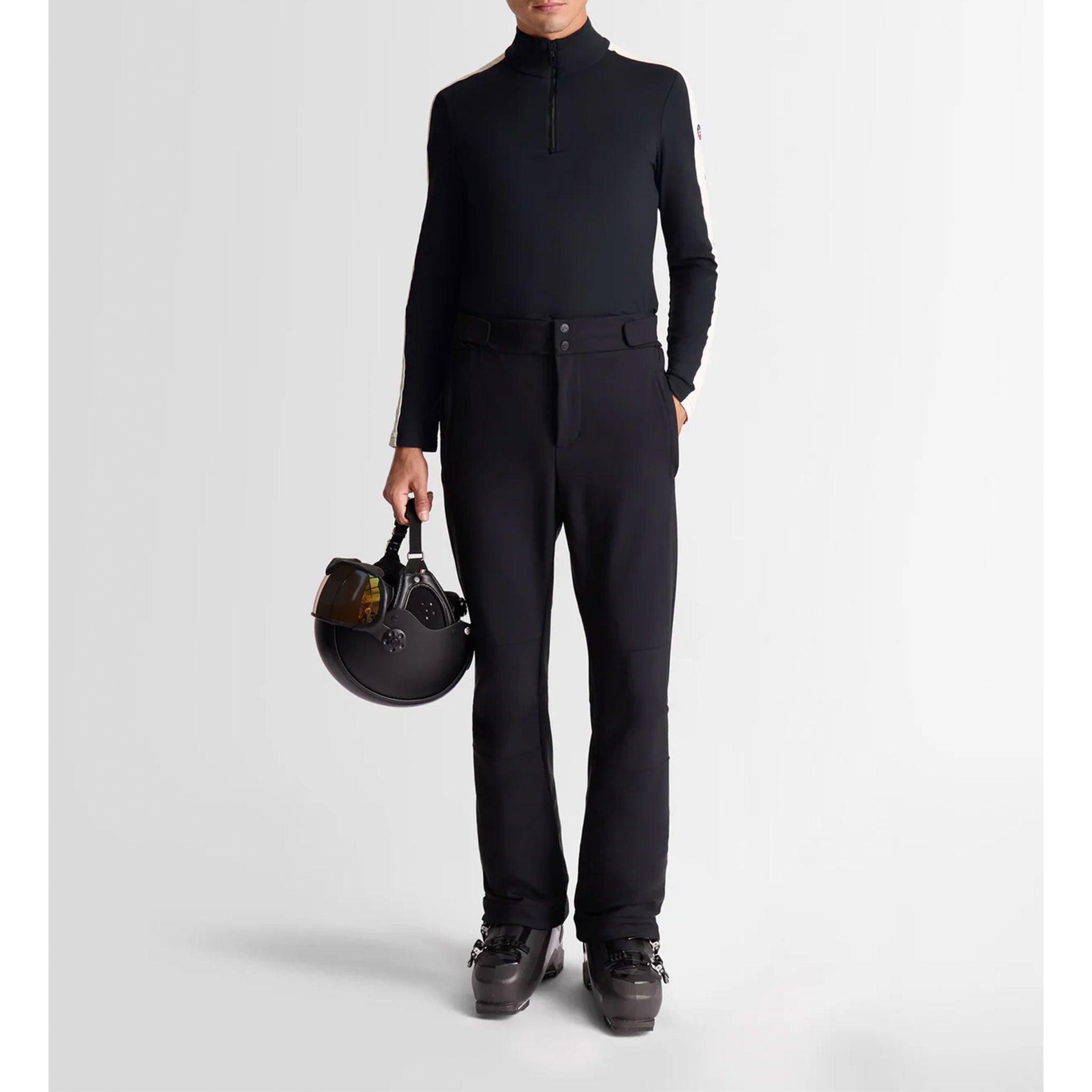 Alpille IV Midlayer in Black