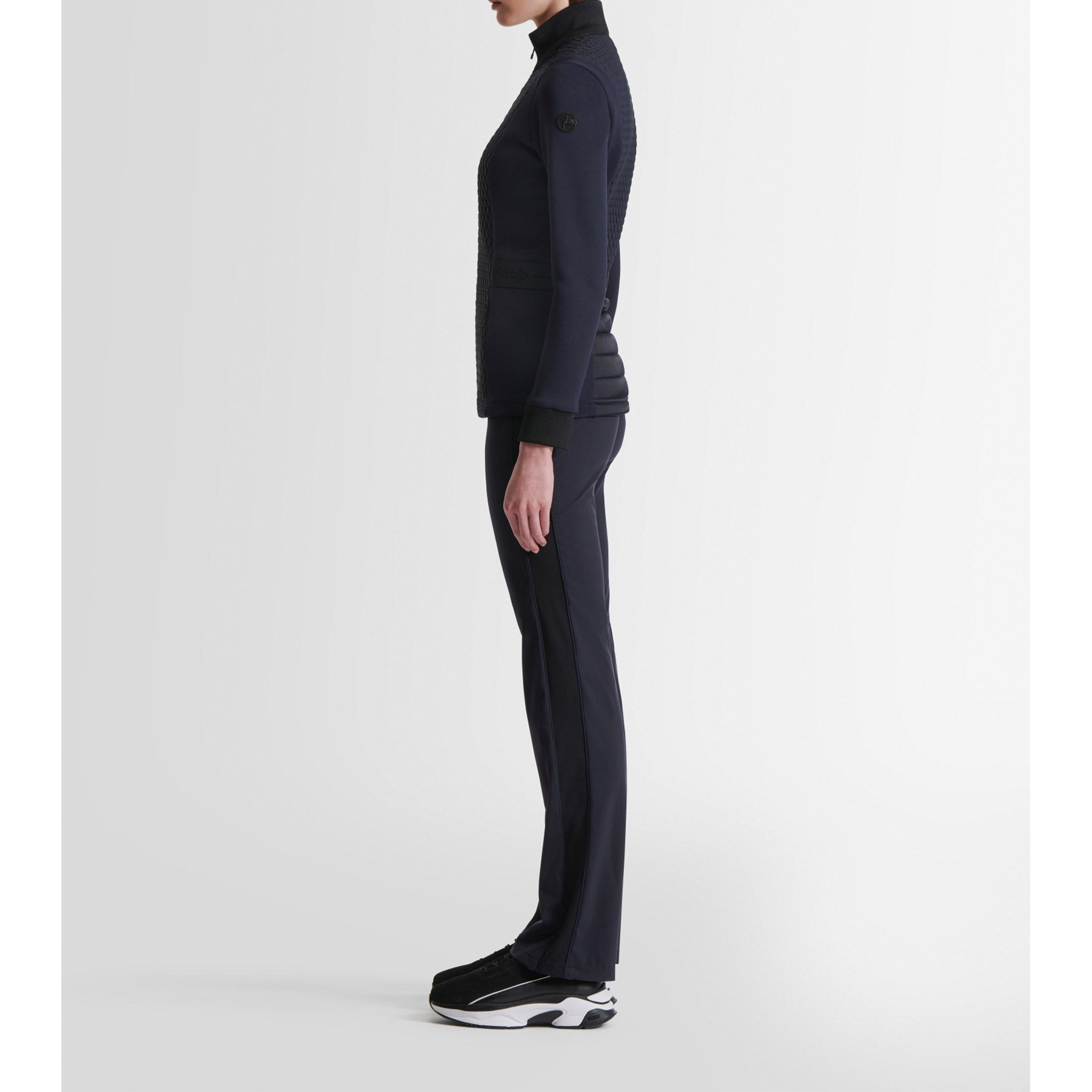 Meryl Midlayer in Navy