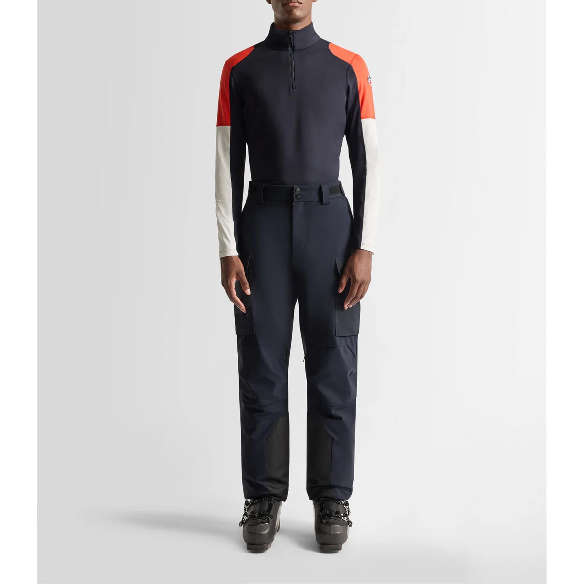 Pravio Midlayer in Navy