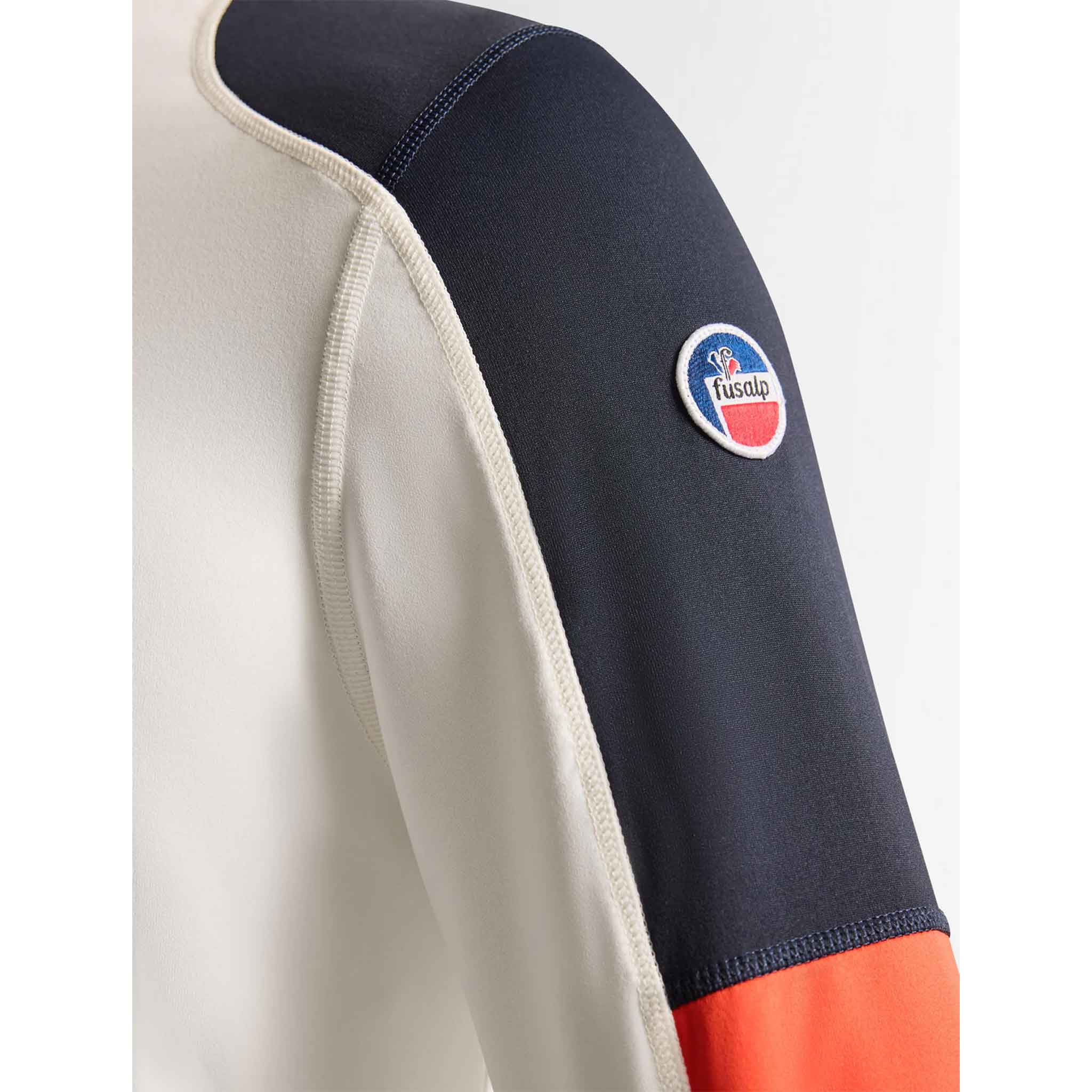 Pravio Midlayer in White