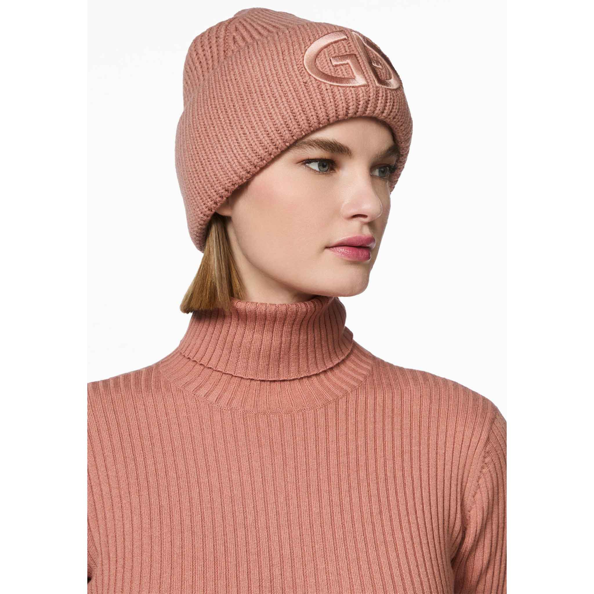 Valerie Beanie in Cameo