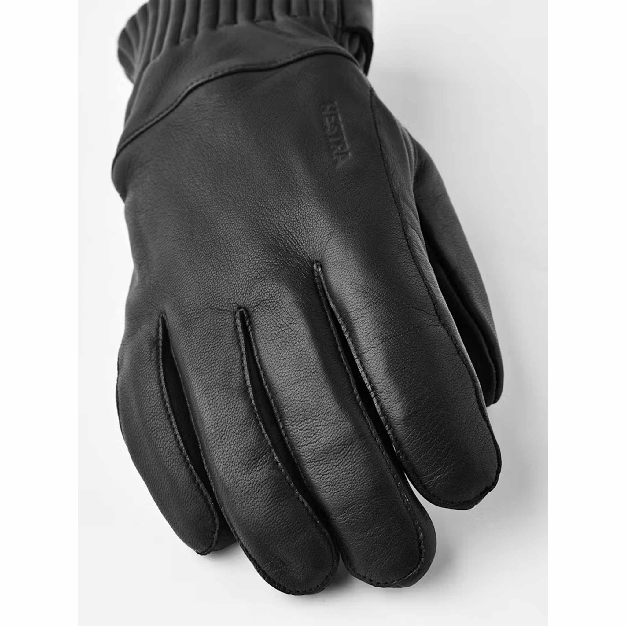 Idre Gloves in Black