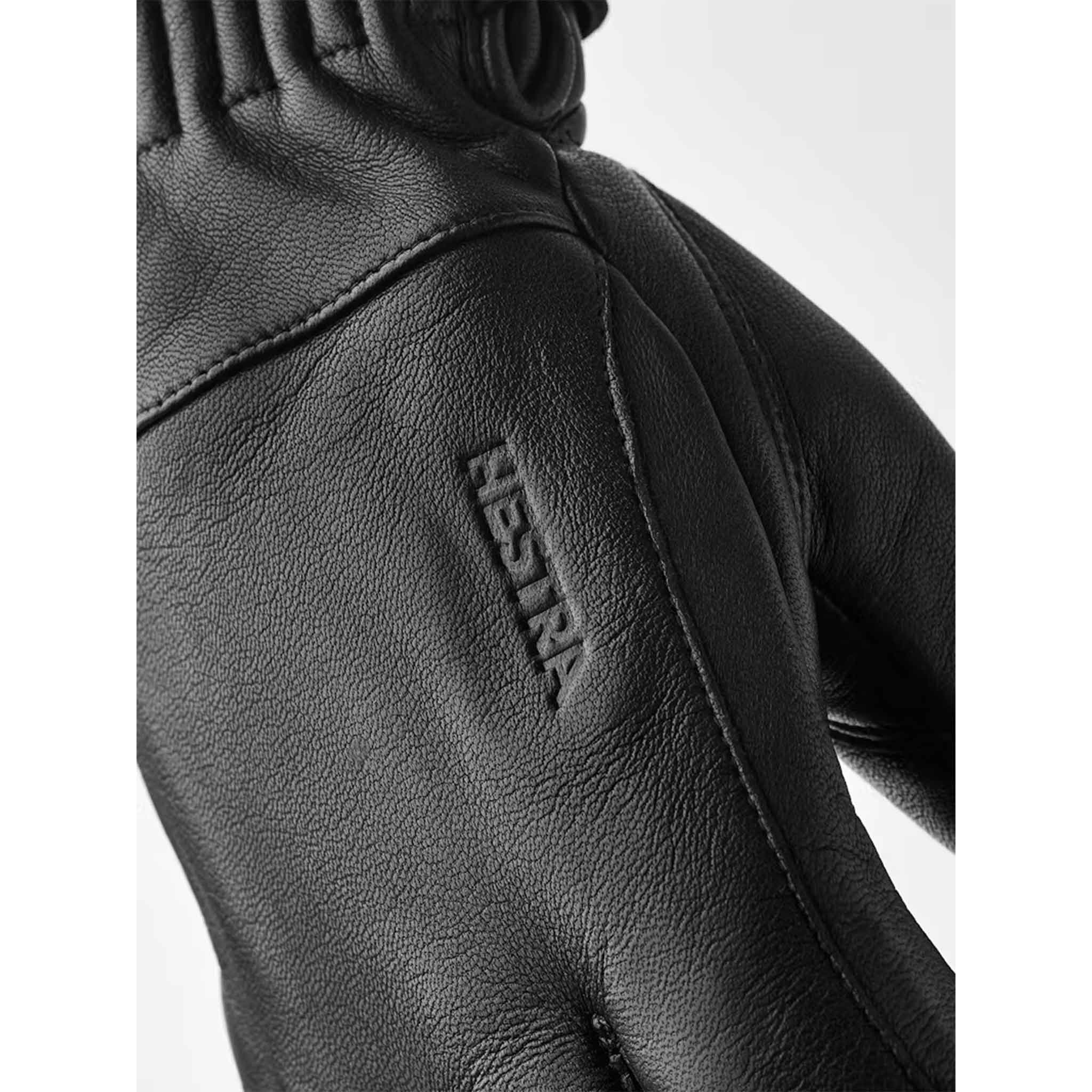 Idre Gloves in Black