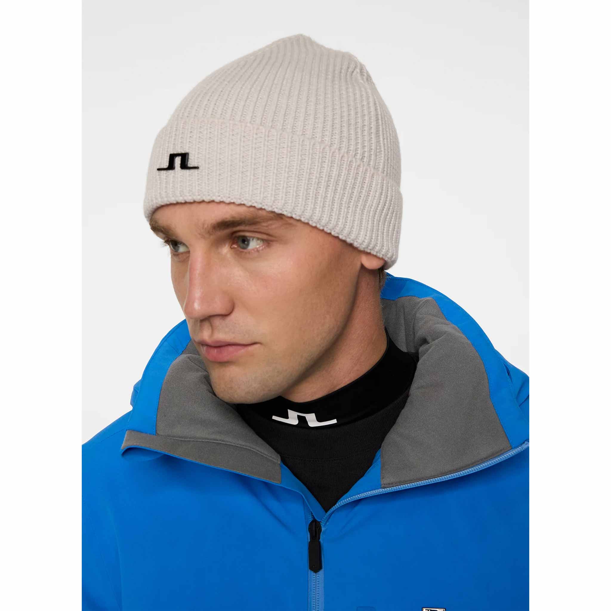 Joaquim Merino Beanie in Moonbeam