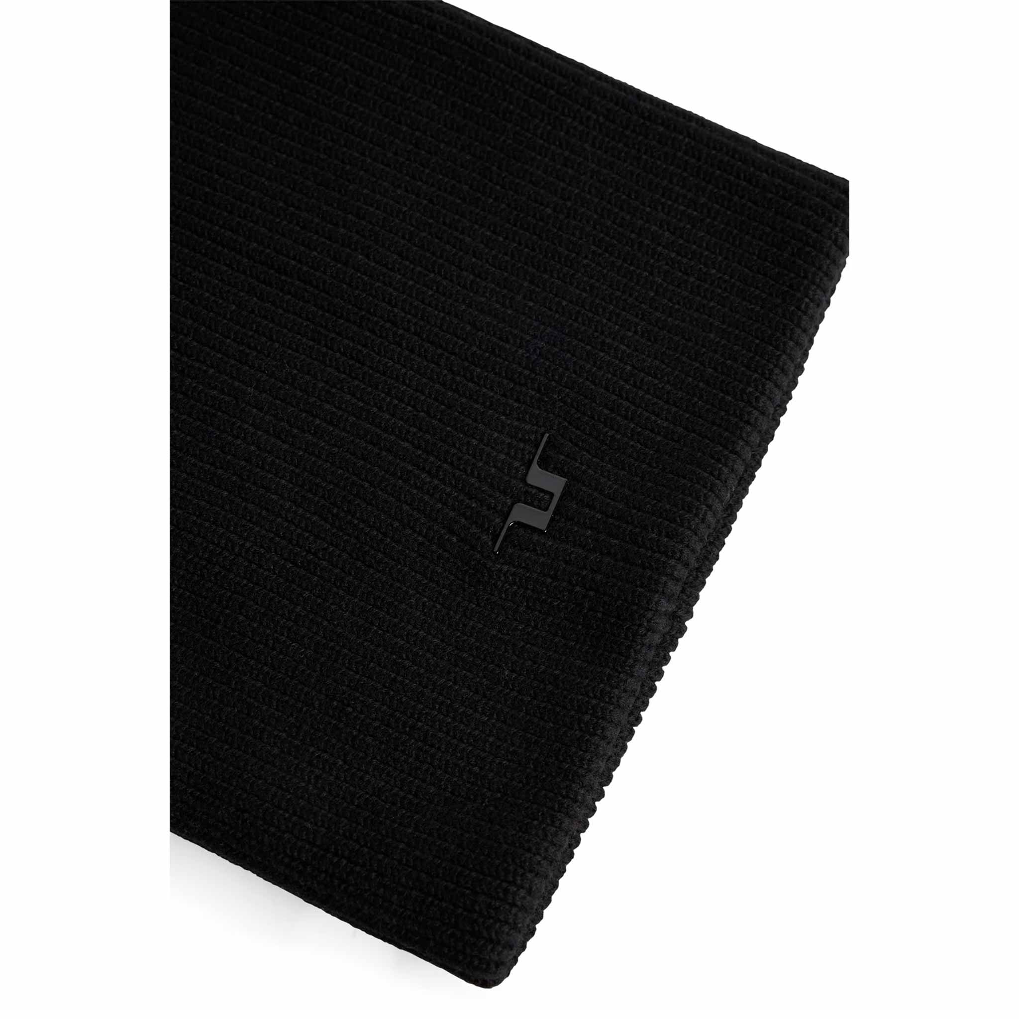 Juanma Neck Gaiter in Black