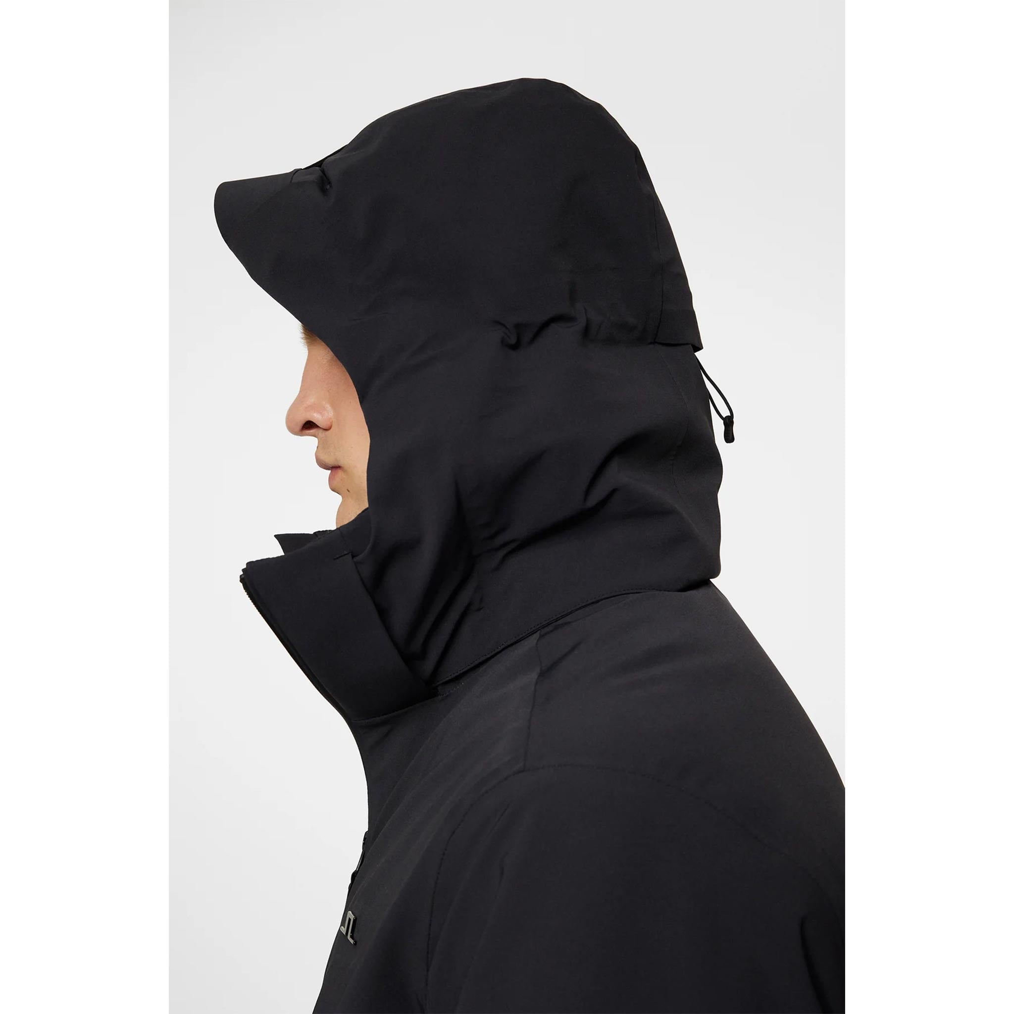 Omnia Ski Jacket in Black