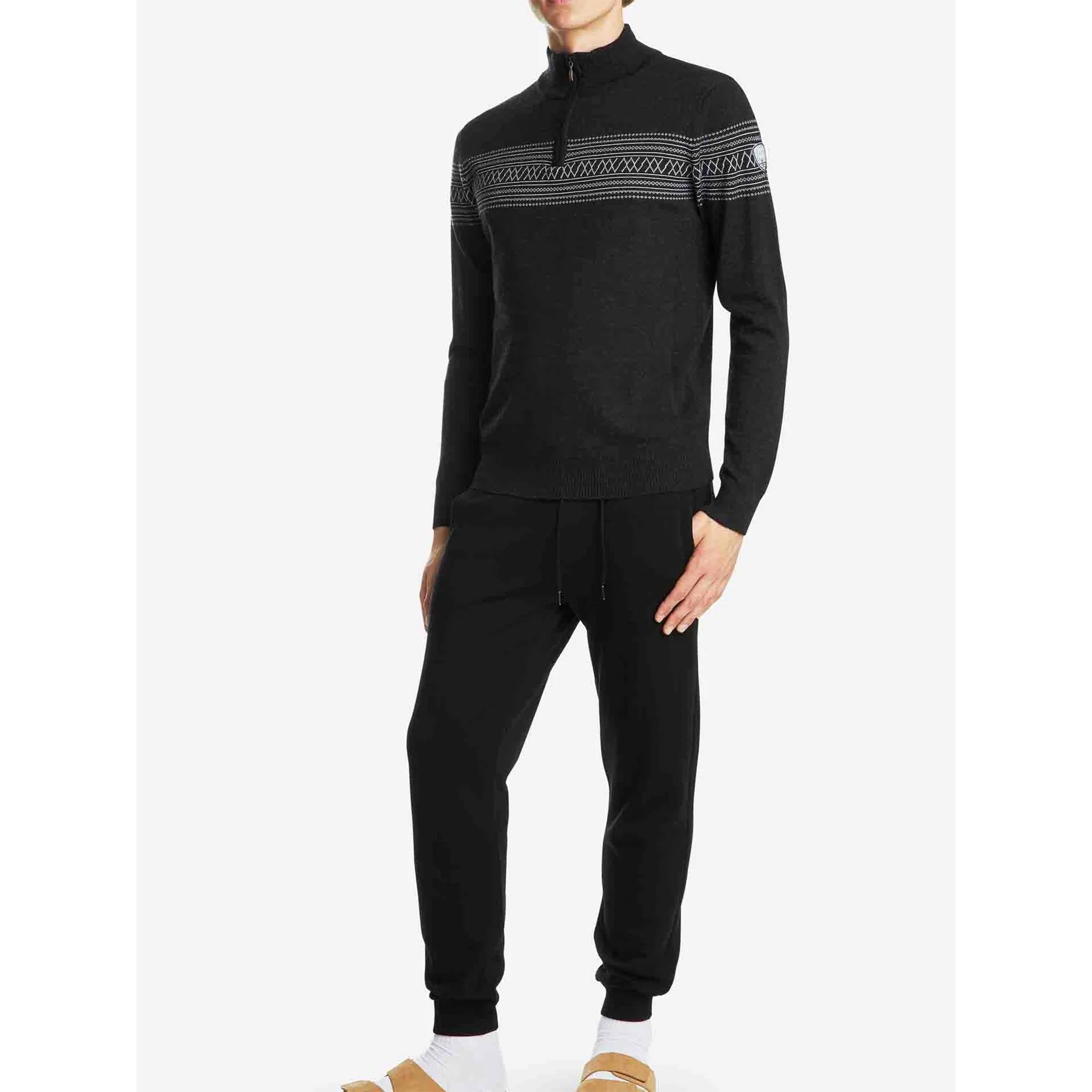 Signature Zipup Sweater in Black