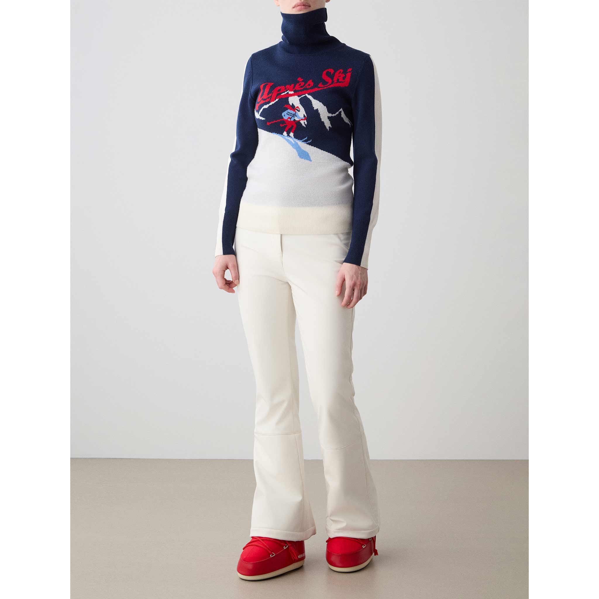 Afterski Sweater in Navy