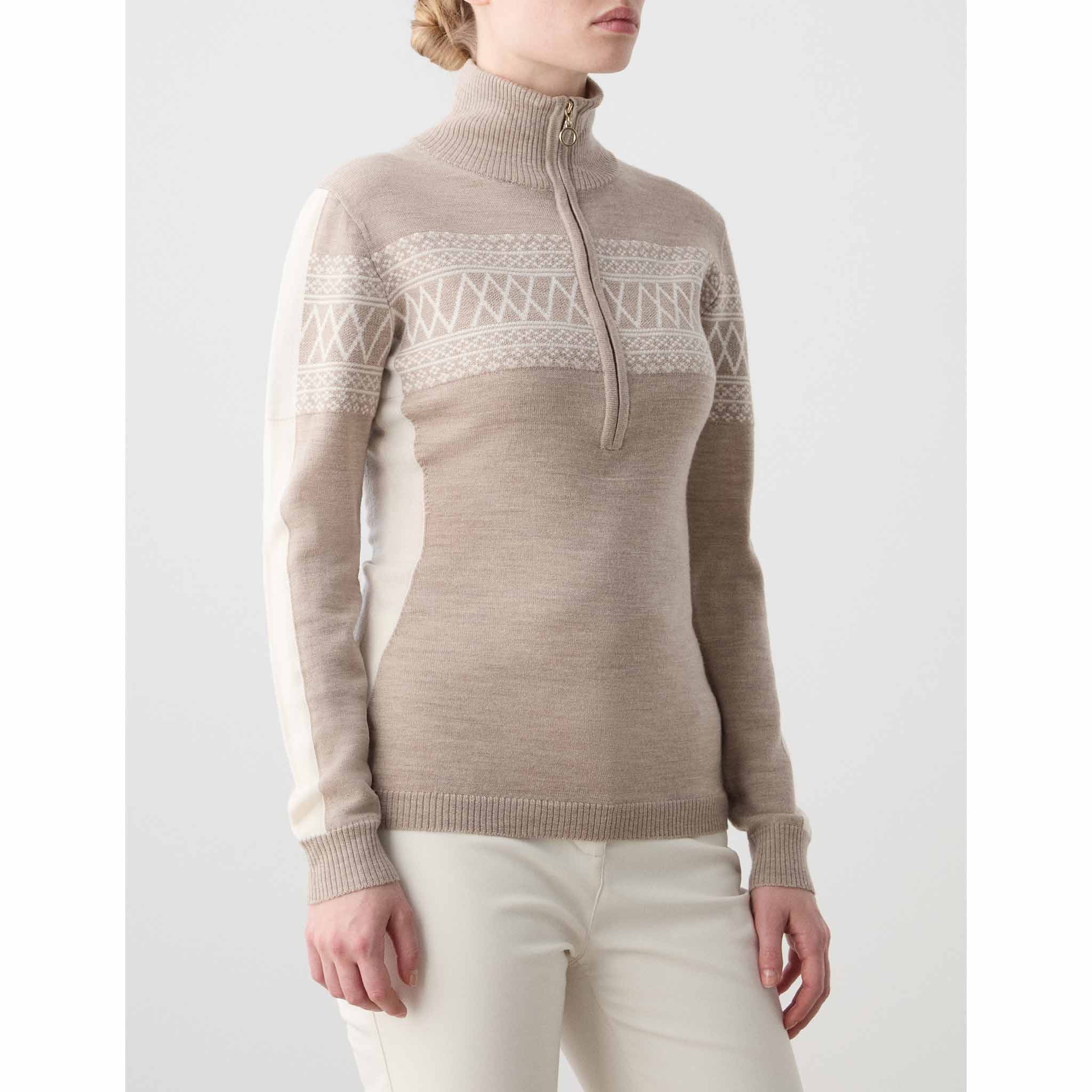 Signature Sweater in Sand