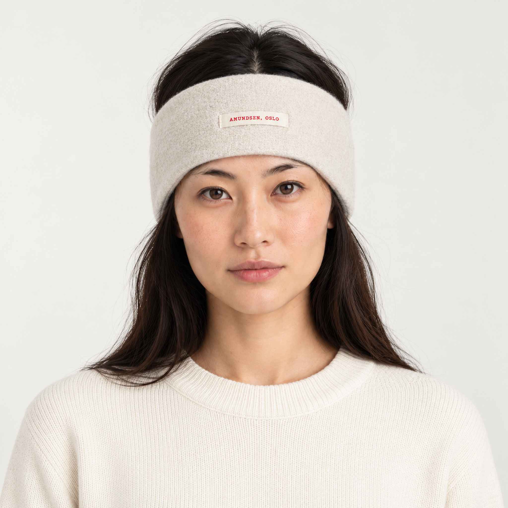 Amundsen boiled headband oatmeal, model female front