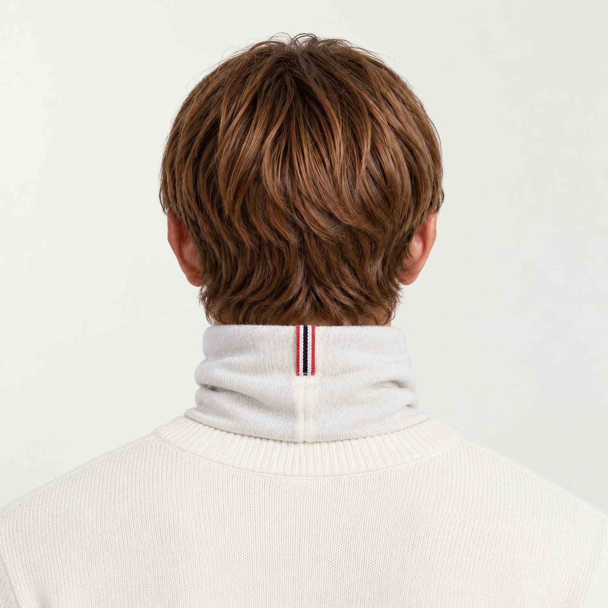 Amundsen neckwarmer white, model male back