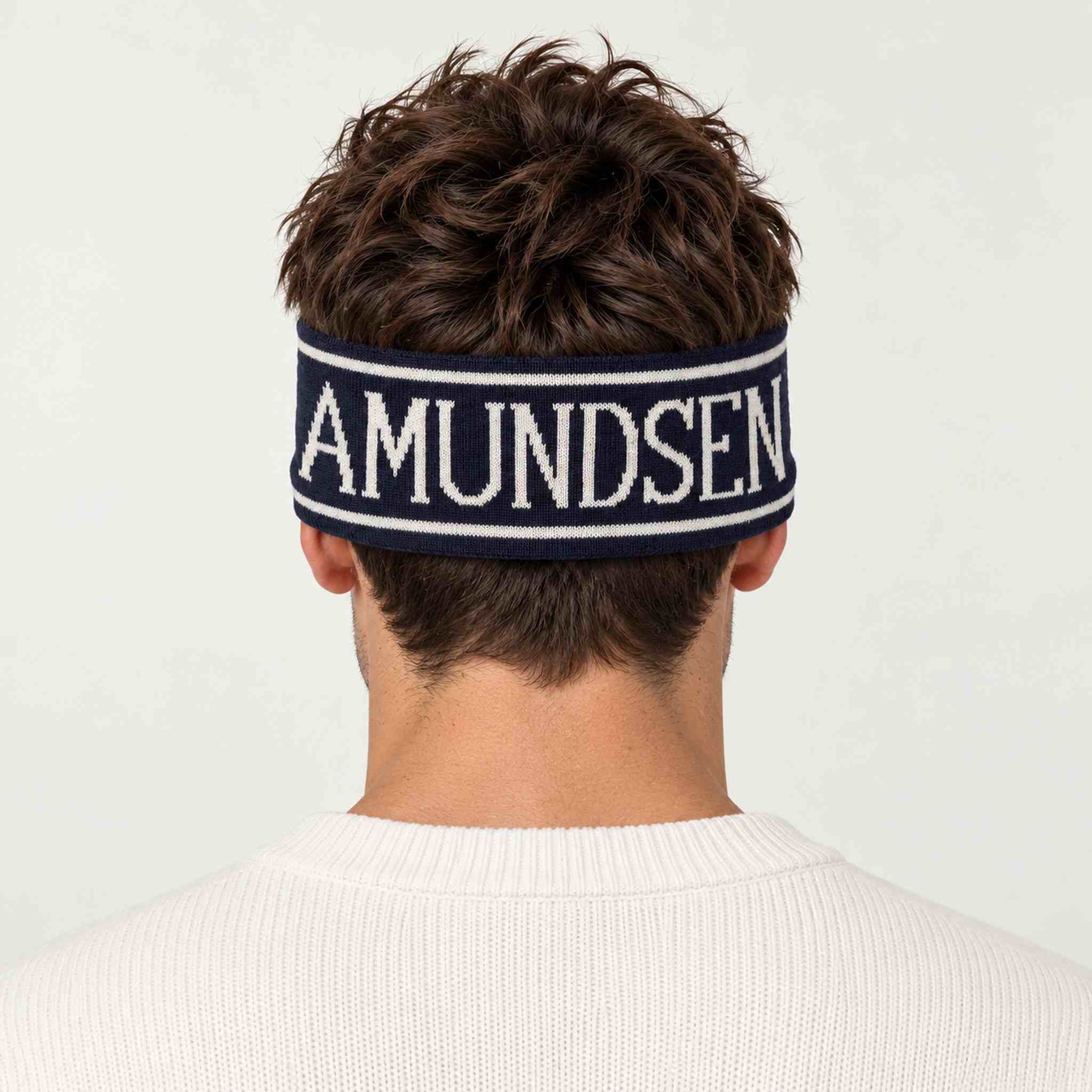 Amundsen ski headband faded navy, model male back