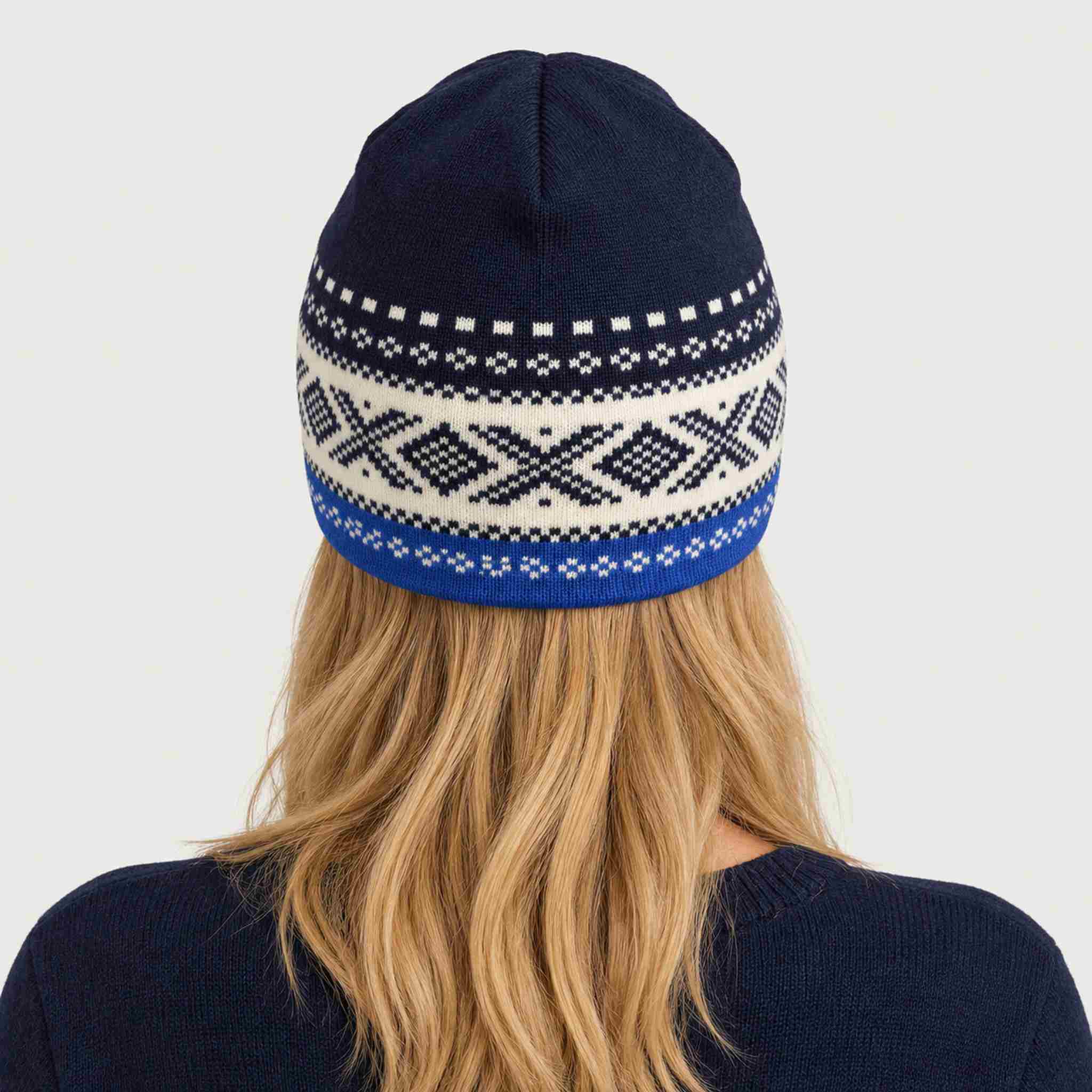 Dale of Norway Dystingen Hat in Navy/Ultramarine - female back