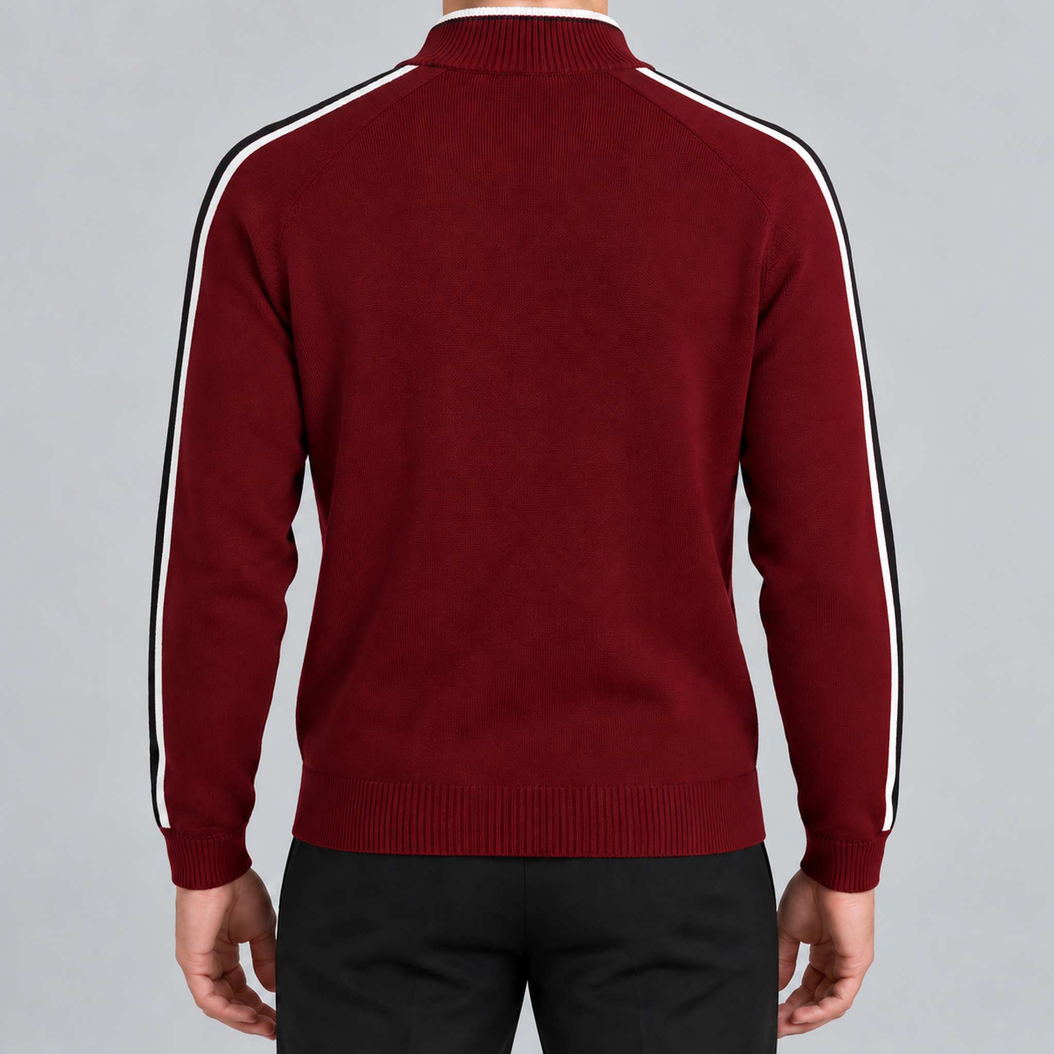 Fera Mathias Sweater Rich Red, model back
