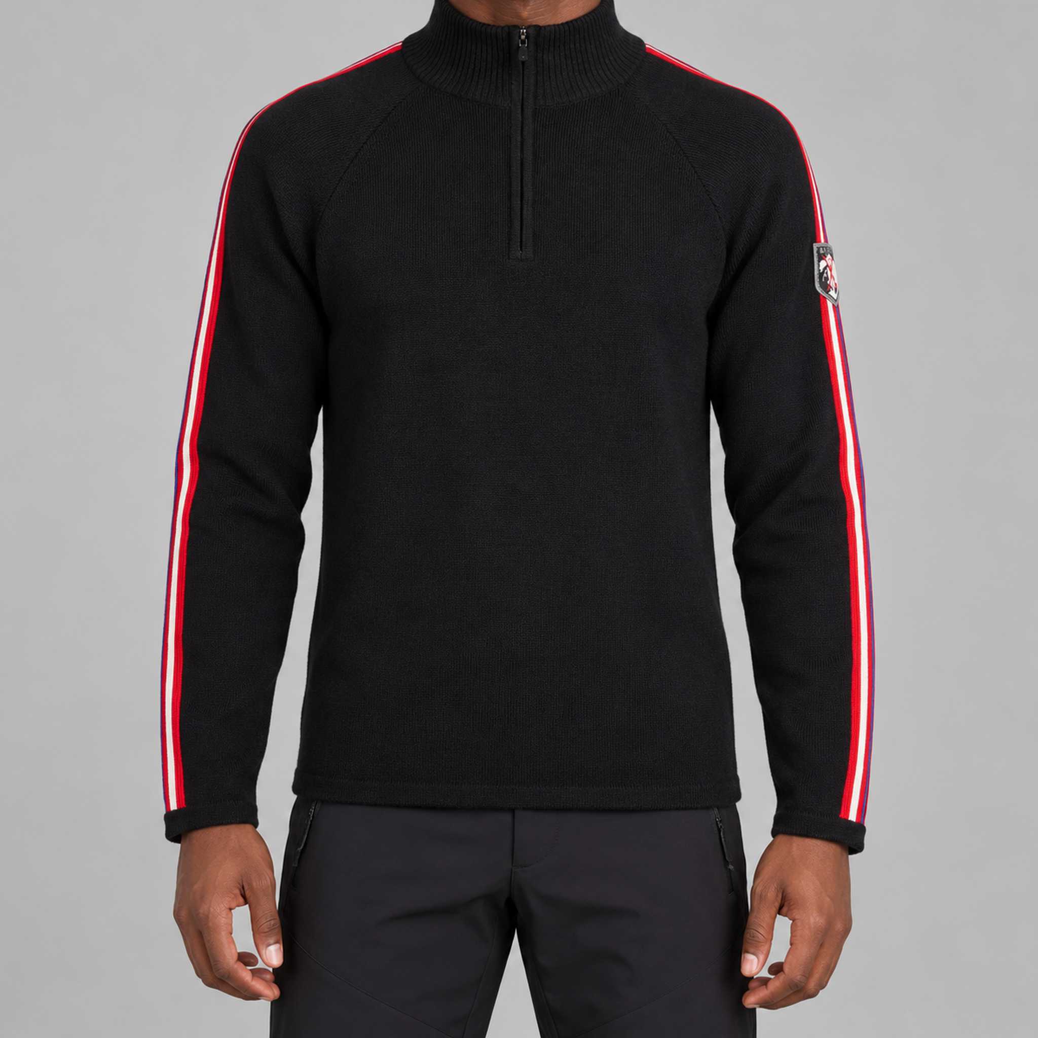 Fera Max Sweater Black, model front