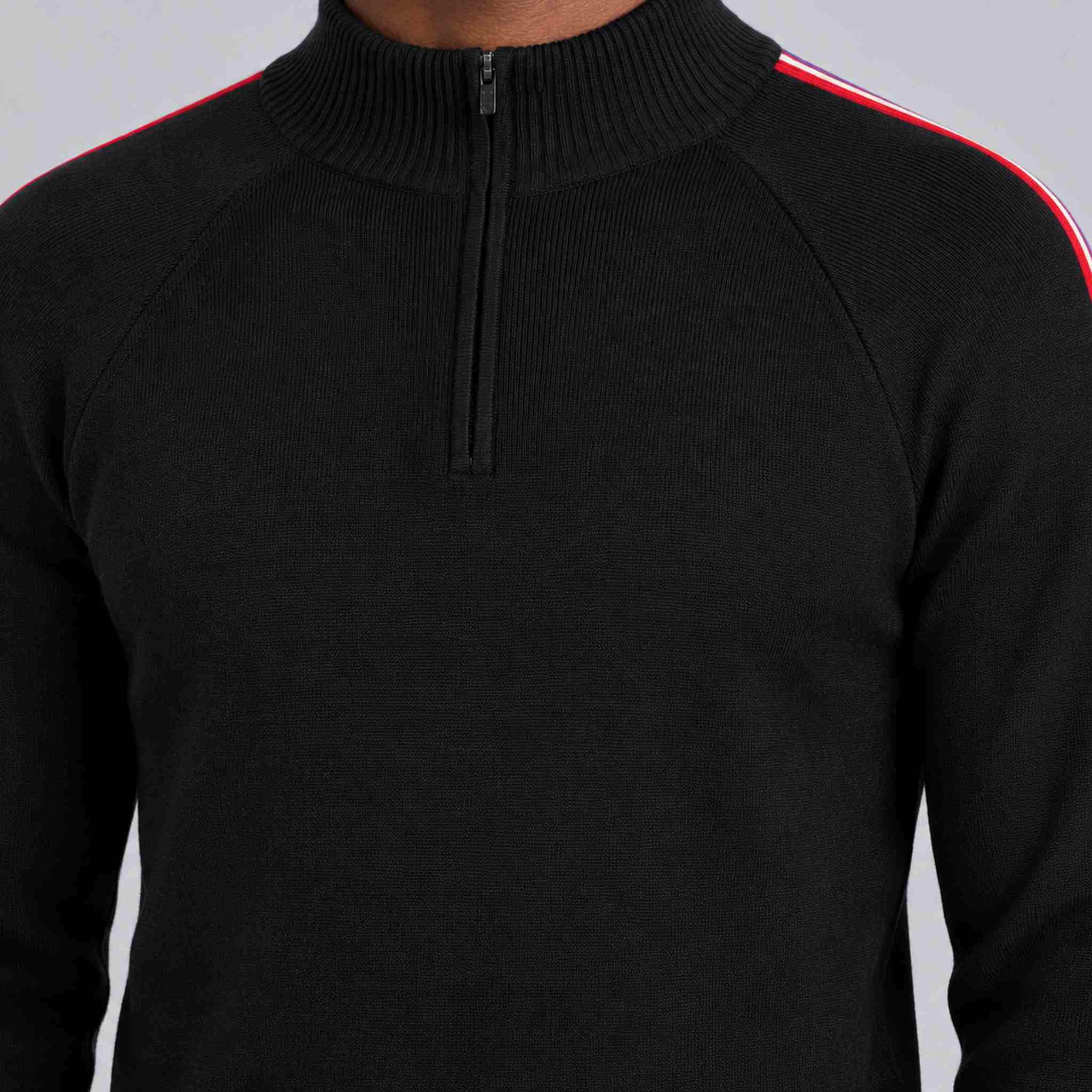 Fera Max Sweater Black, collar detail