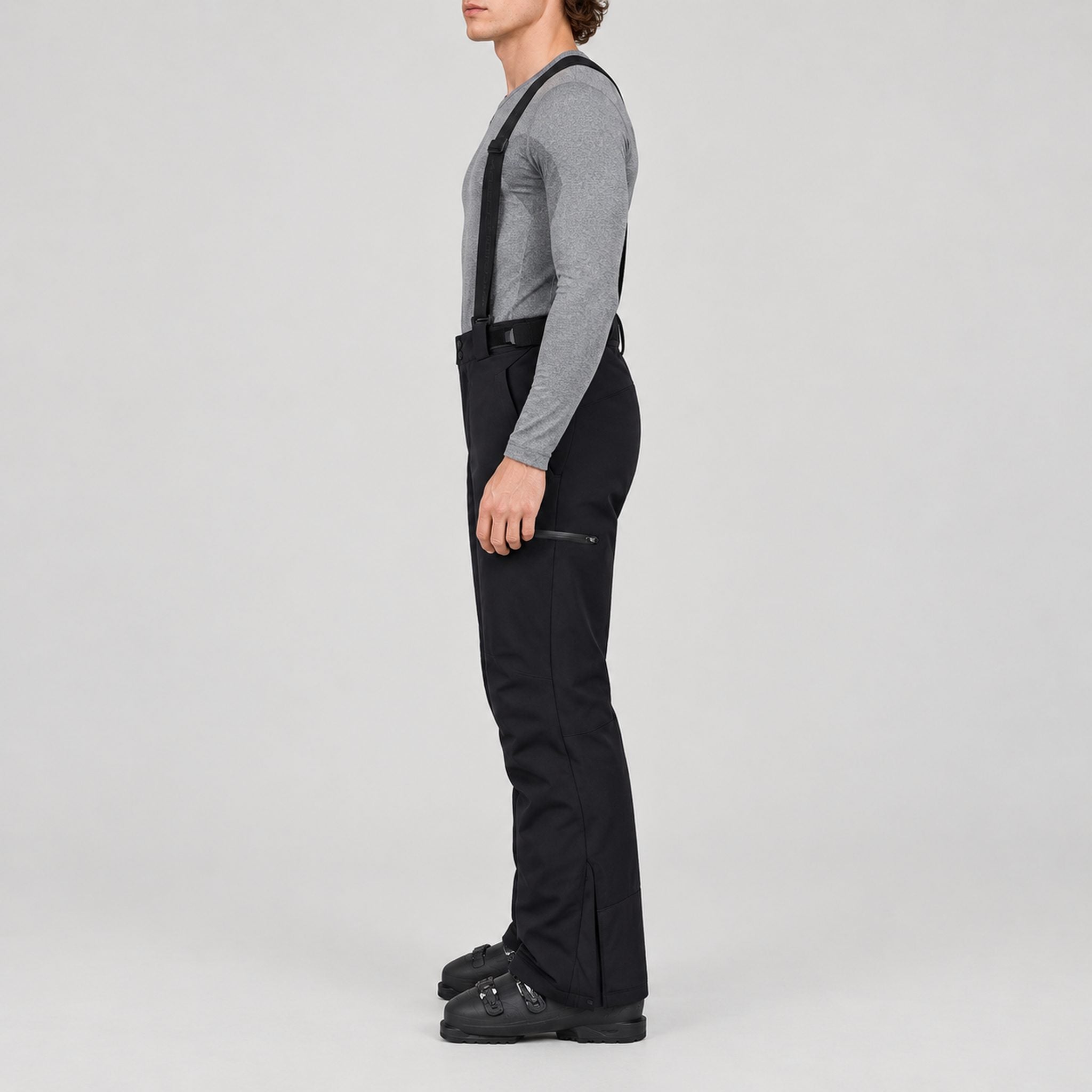Fera men's Selkirk Pant in Black, side on model.