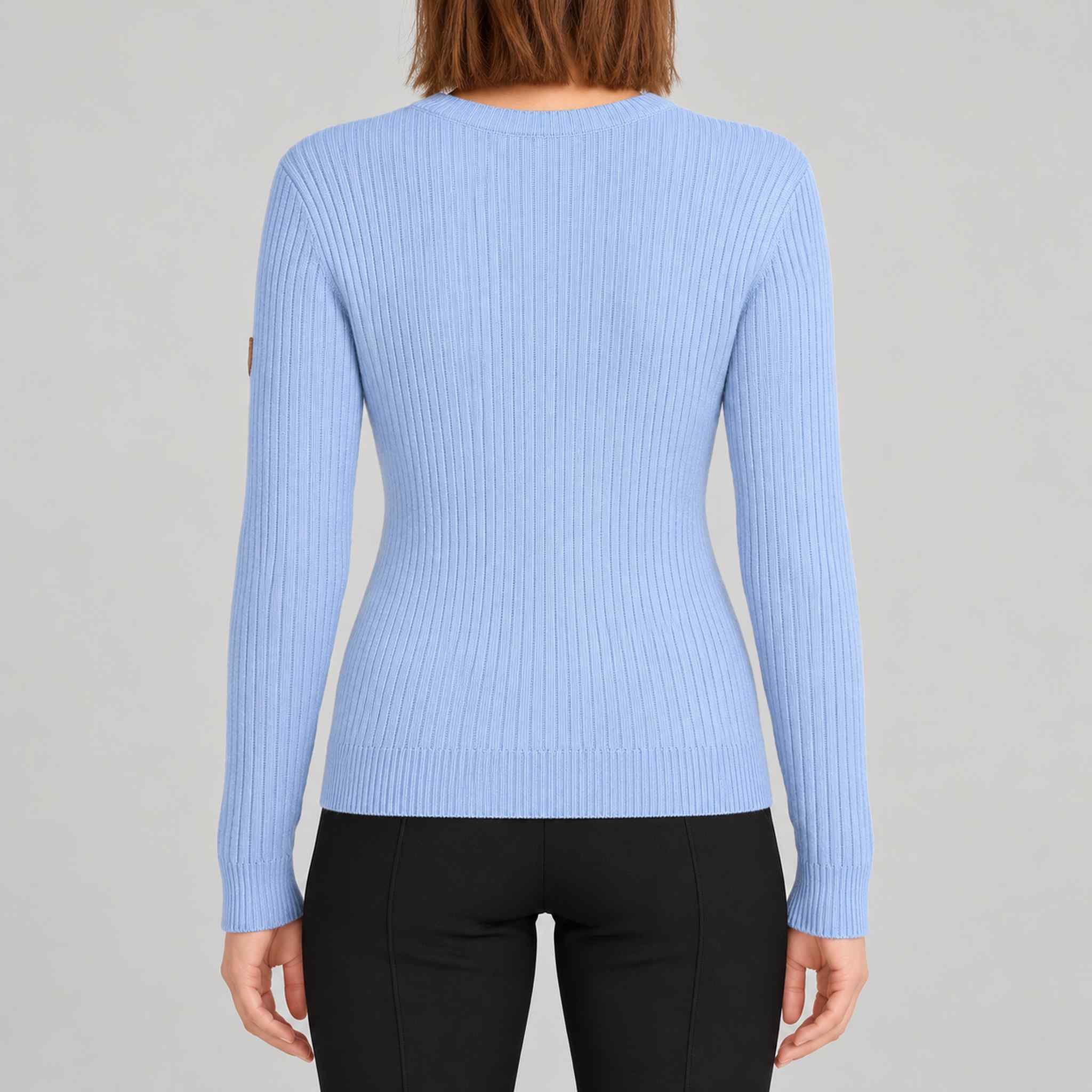 Fera women's Apres Sweater in Sky Blue, model back