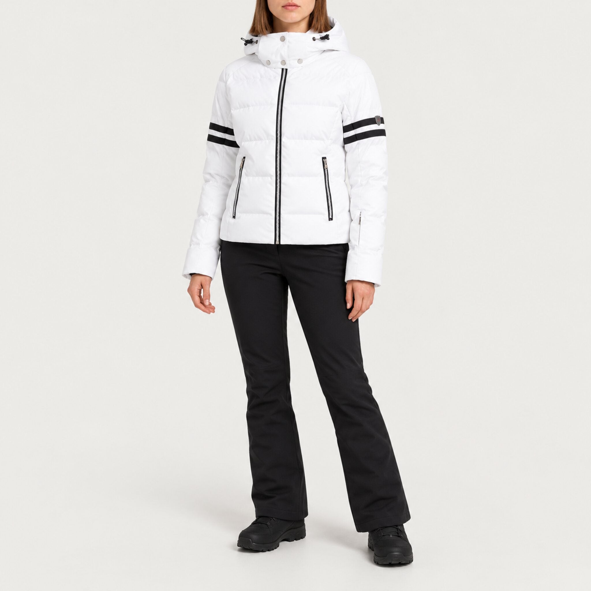 Fera women's Kate Ski Jacket in White, full outfit on model.