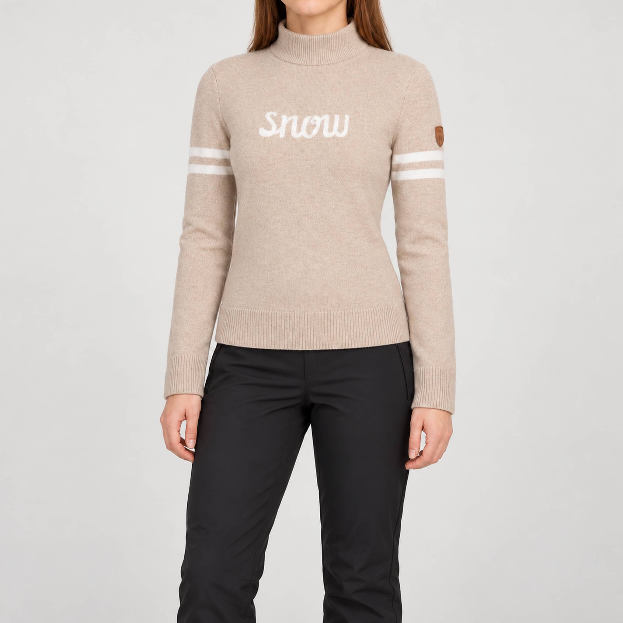 Fera women's Snow Sweater in Latte, model outfit