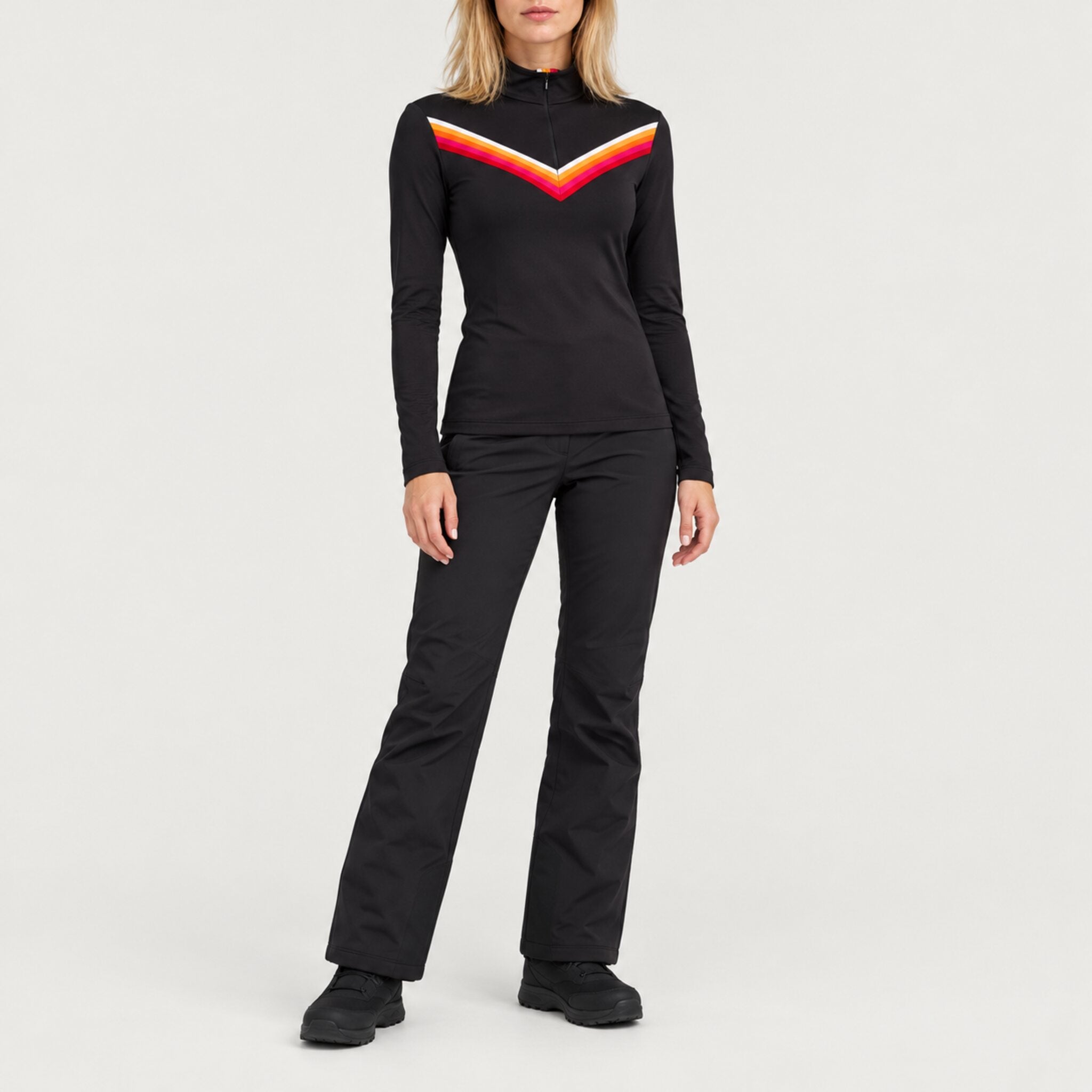 Fera women's Velocity Half Zip in Black, full outfit on model.