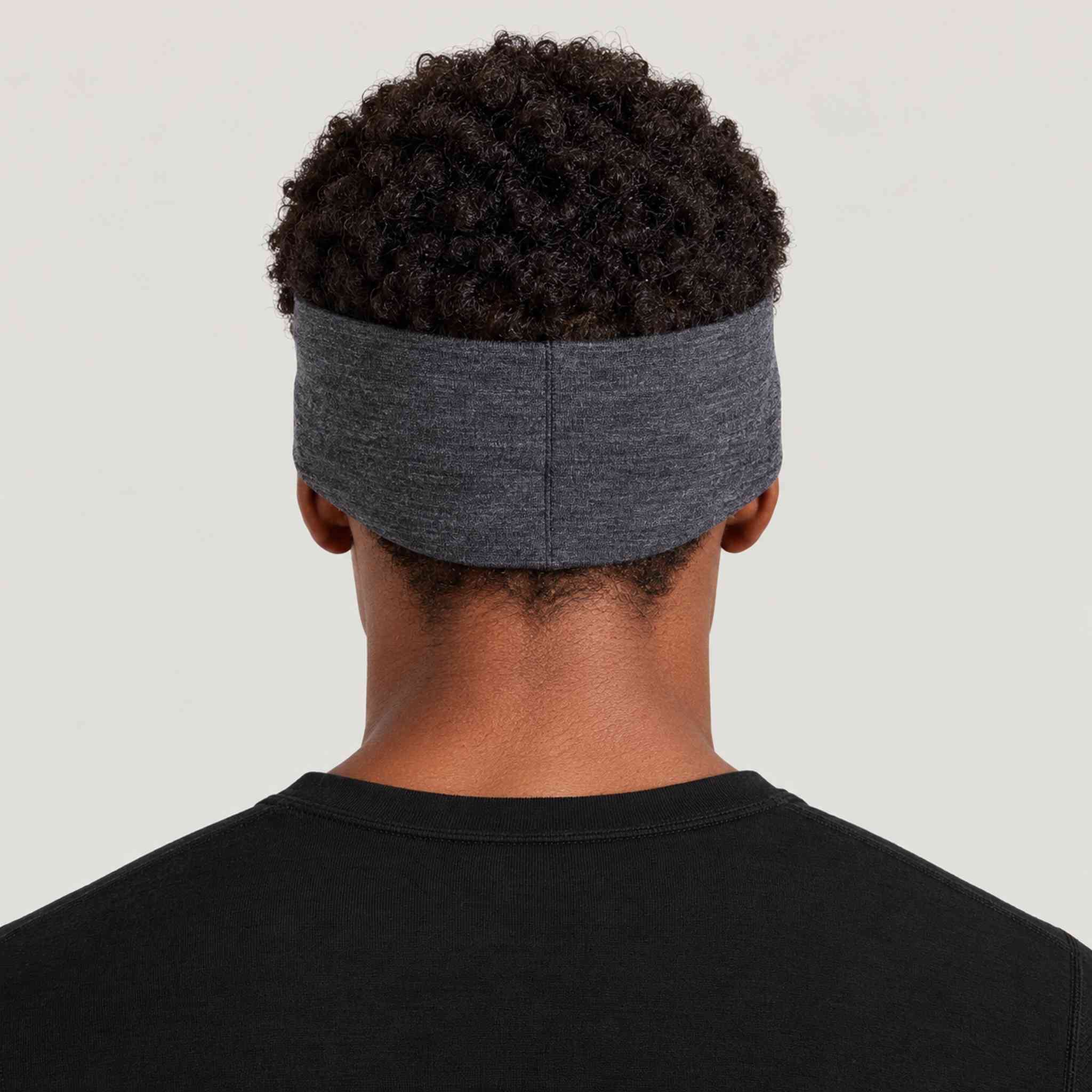 Icebreaker Oasis Headband in Jet Heather – male back