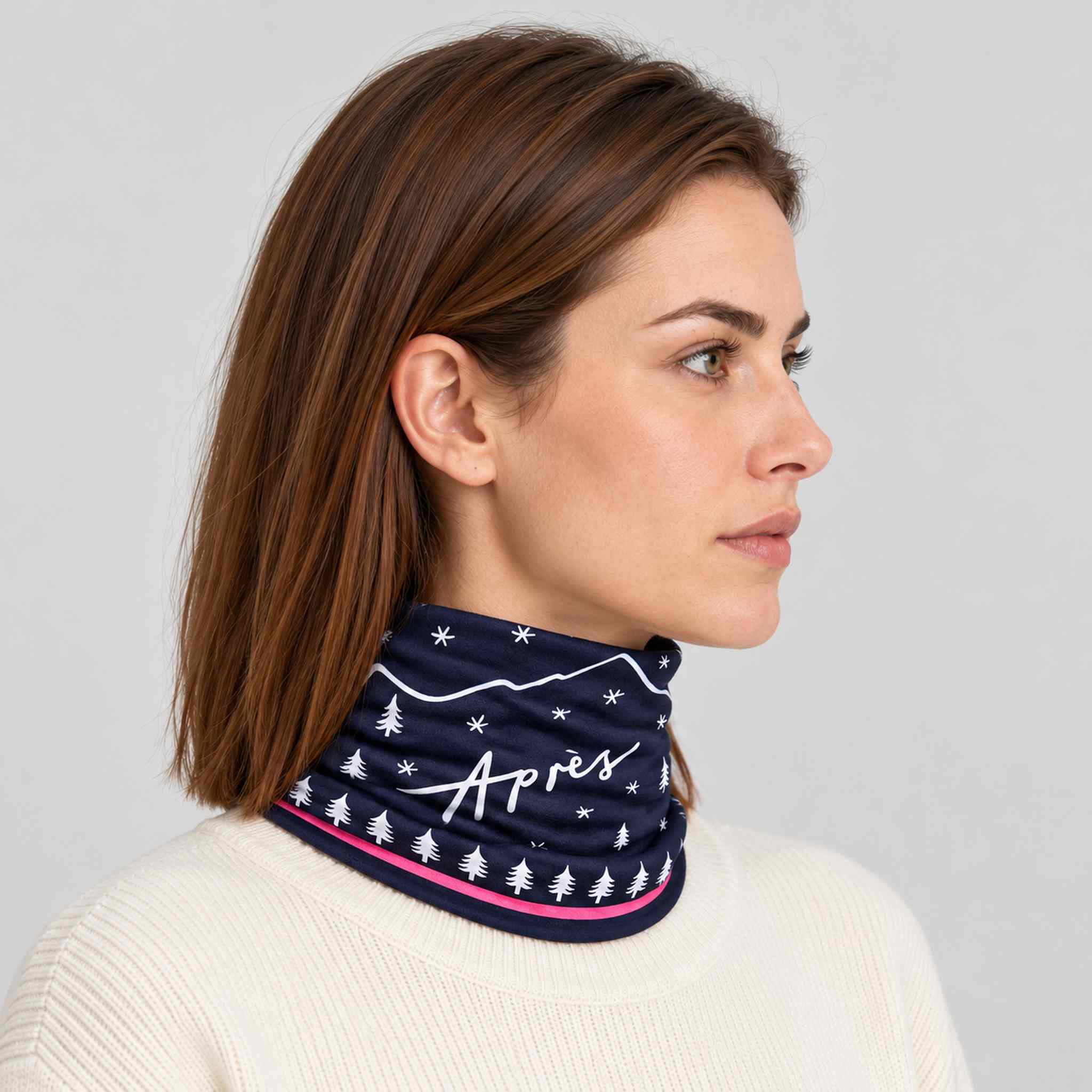 Winter Apres Neck Gaiter in Navy in Navy — 08 womens side