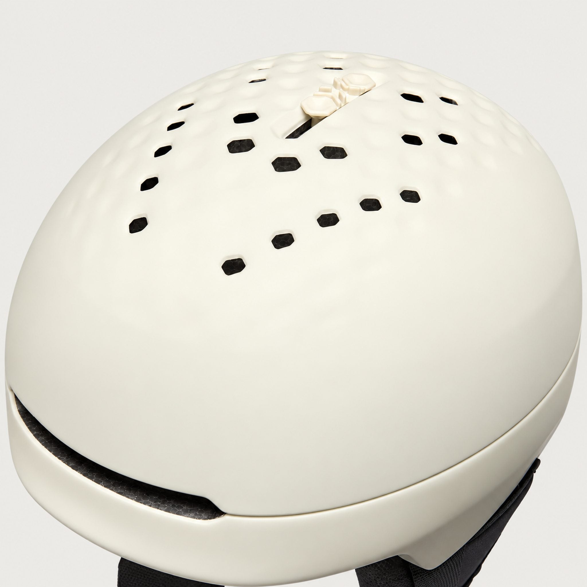 Oakley Mod3 MIPS Helmet in Sand, ventilation detail.