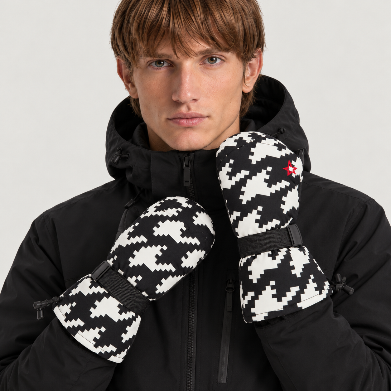 Perfect Moment Davos Mitts in black and white houndstooth – man front view