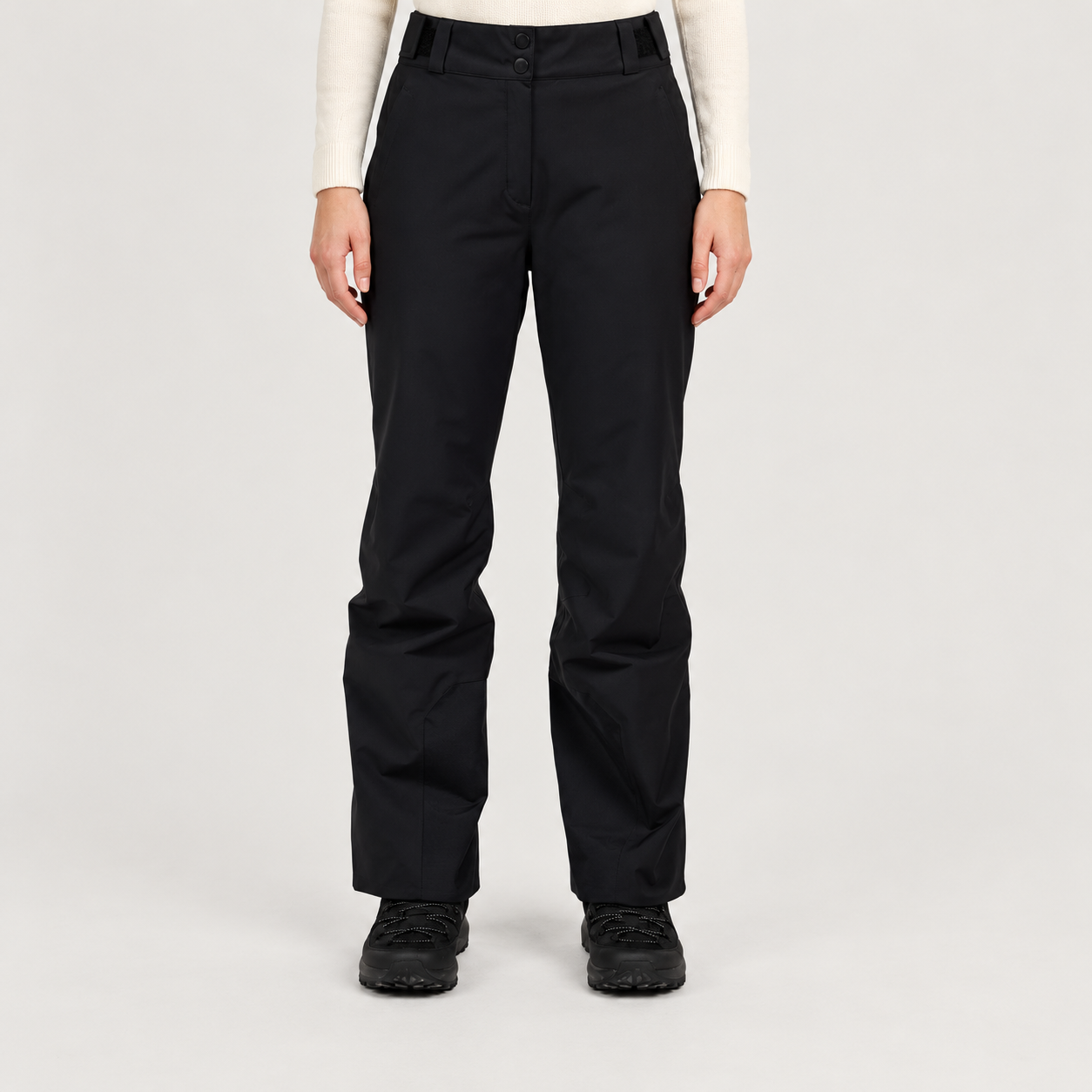 Rossignol Insulated Ski Pants in Black — 03 model front view