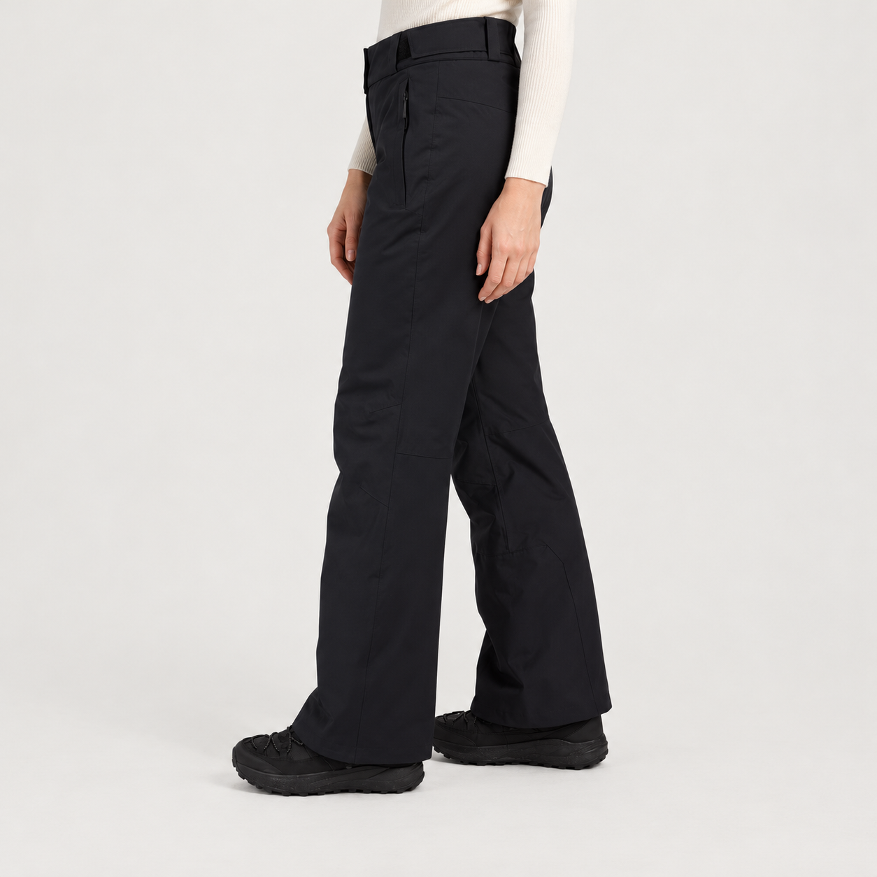 Rossignol Insulated Ski Pants in Black — 05 model side view