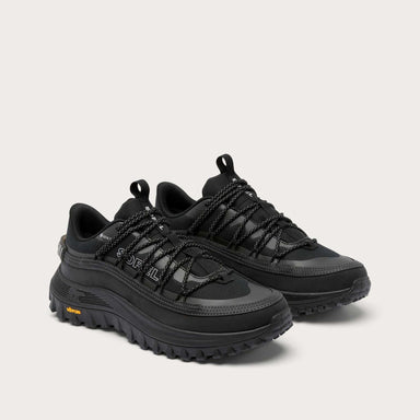 Sorel Callsign Horizon Low Snow Boot in Black, official front pair view.
