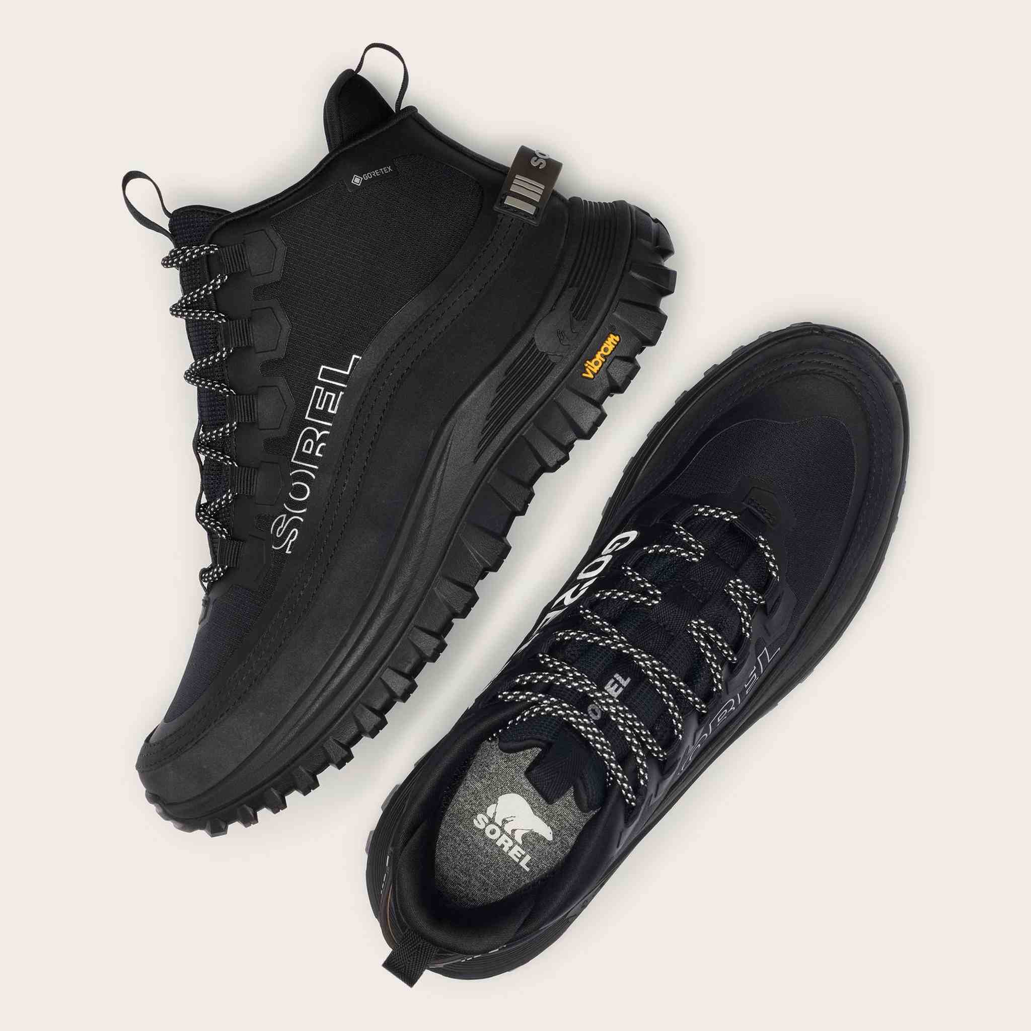 Sorel Callsign Horizon Mid Snow Boot, official top pair view.