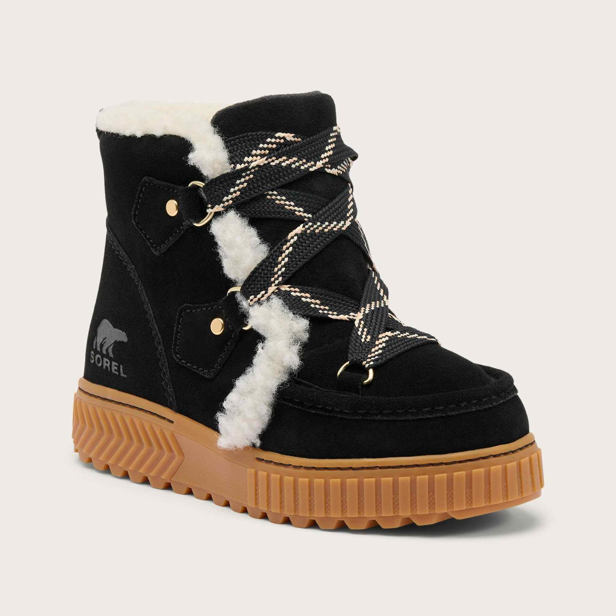 Sorel Ona Alpine Snow Boot in Black, official front three quarter view.
