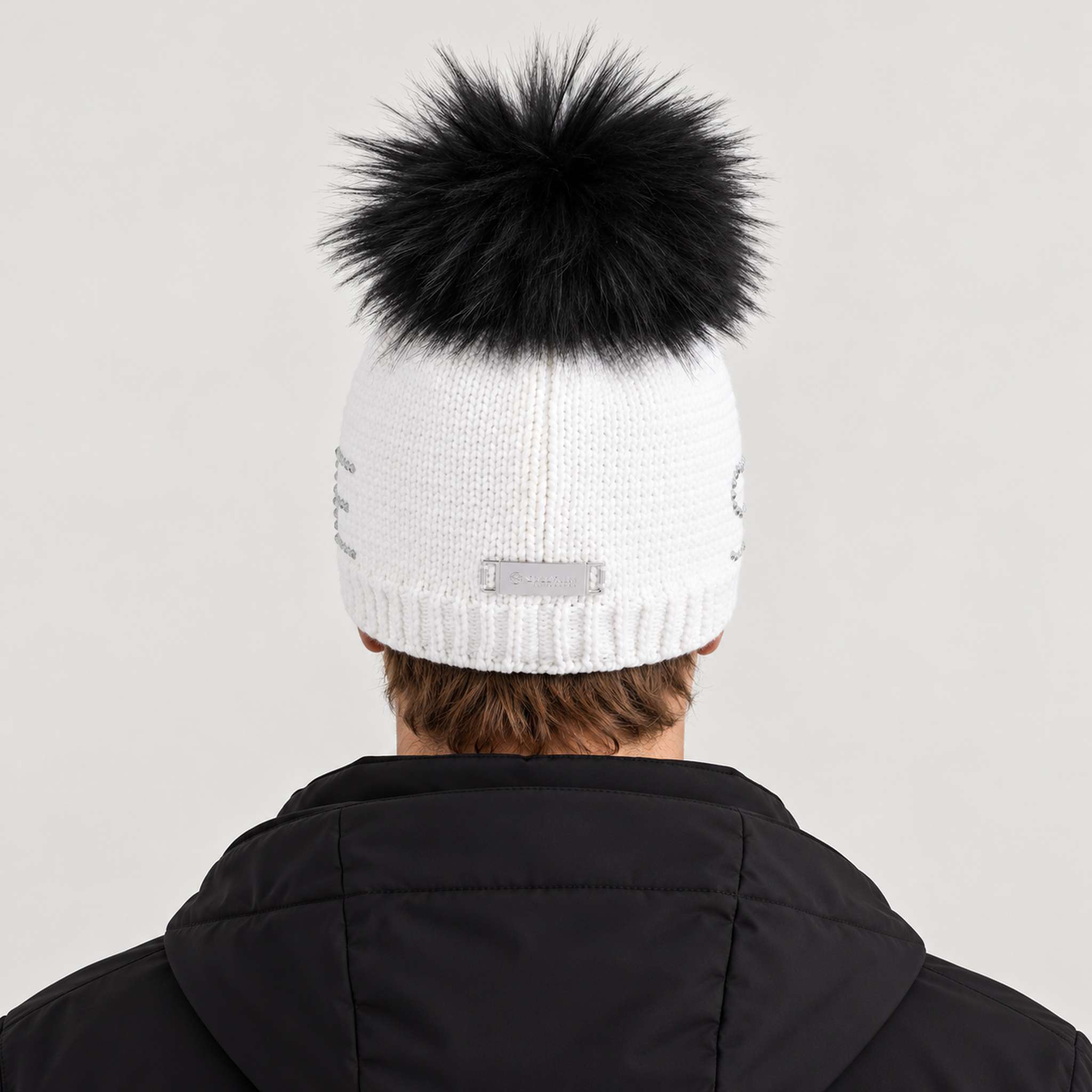 Sportalm Aris Beanie in white – male model back