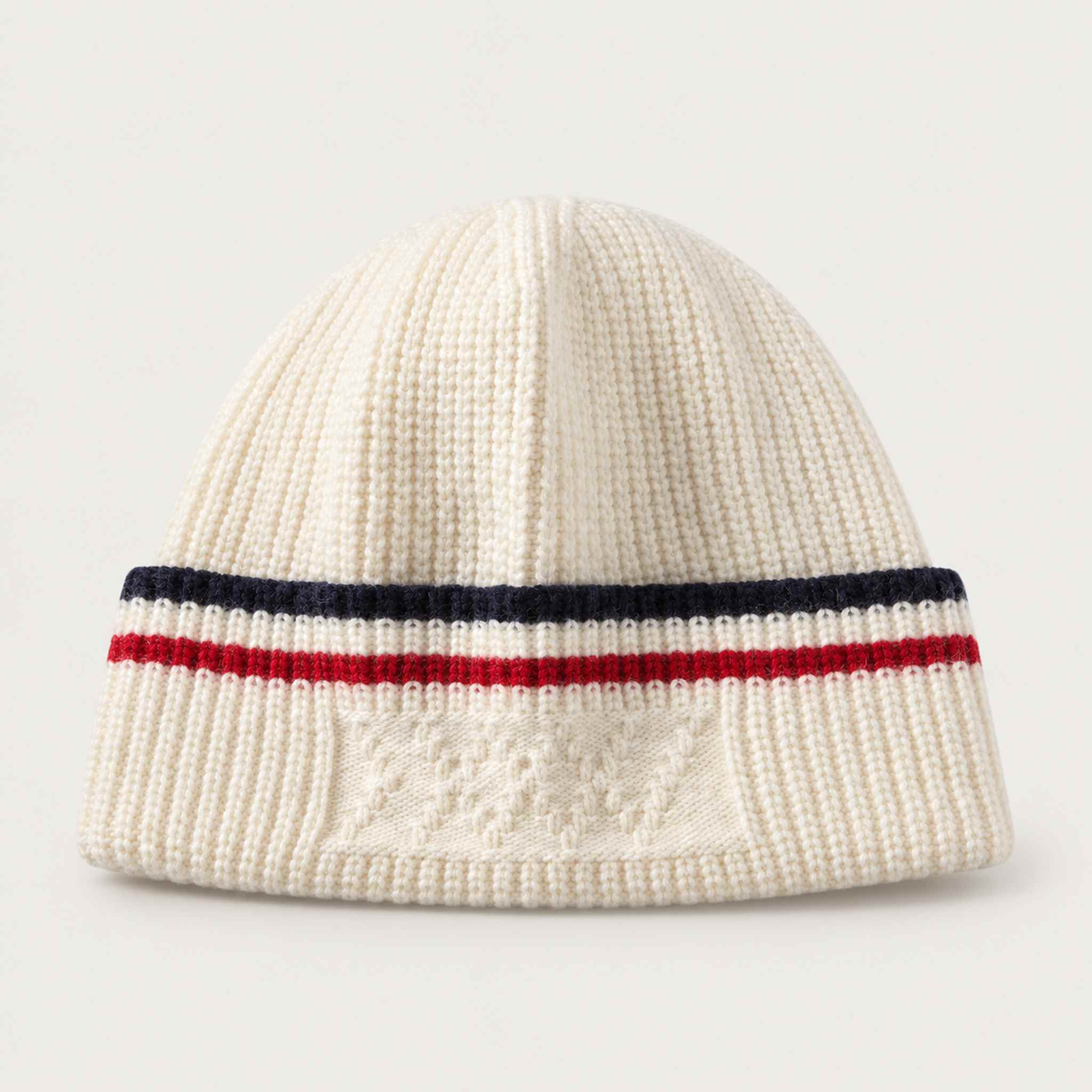 Fjell Beanie in Off White — 01 front