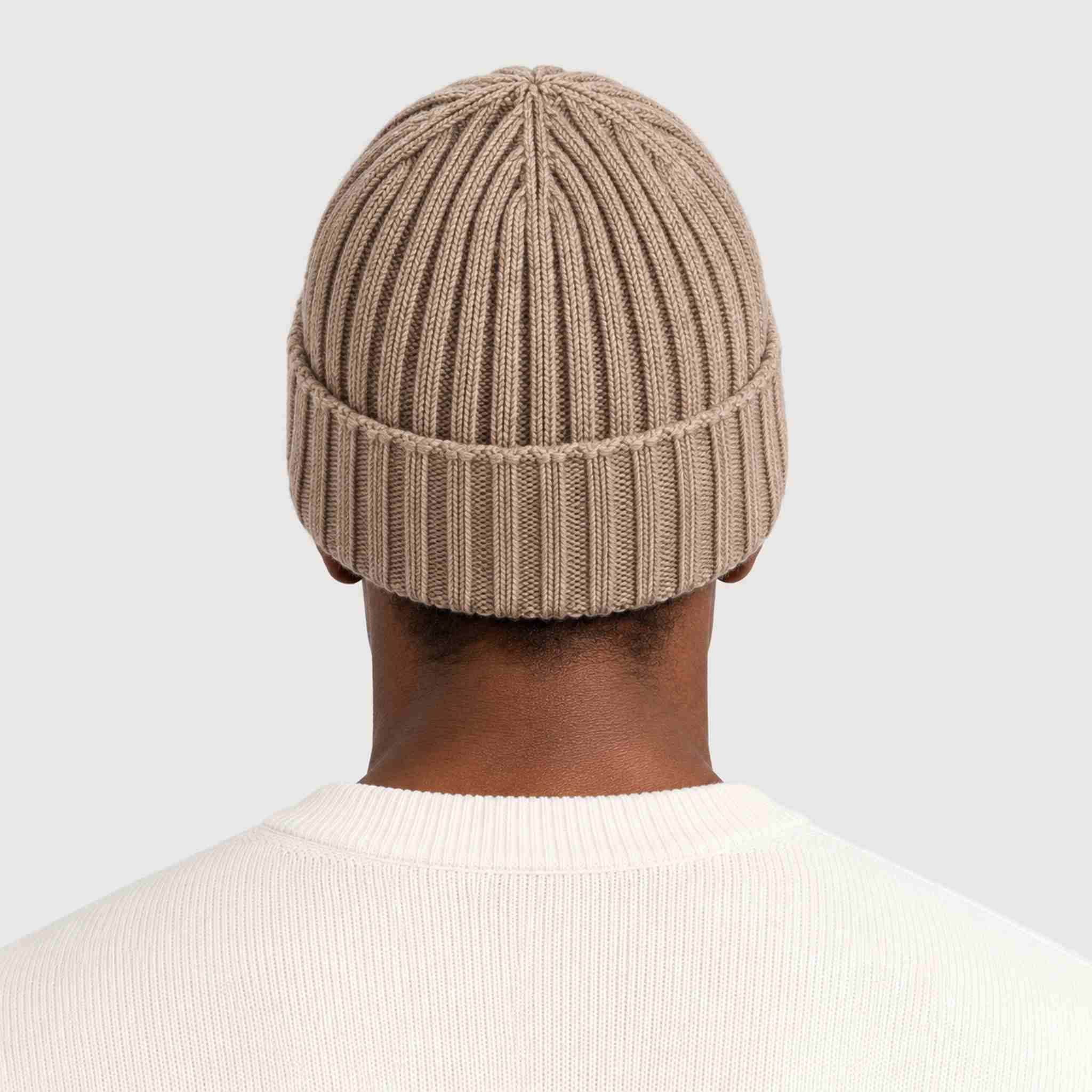 Geilo Beanie in Beige — 04 mens back