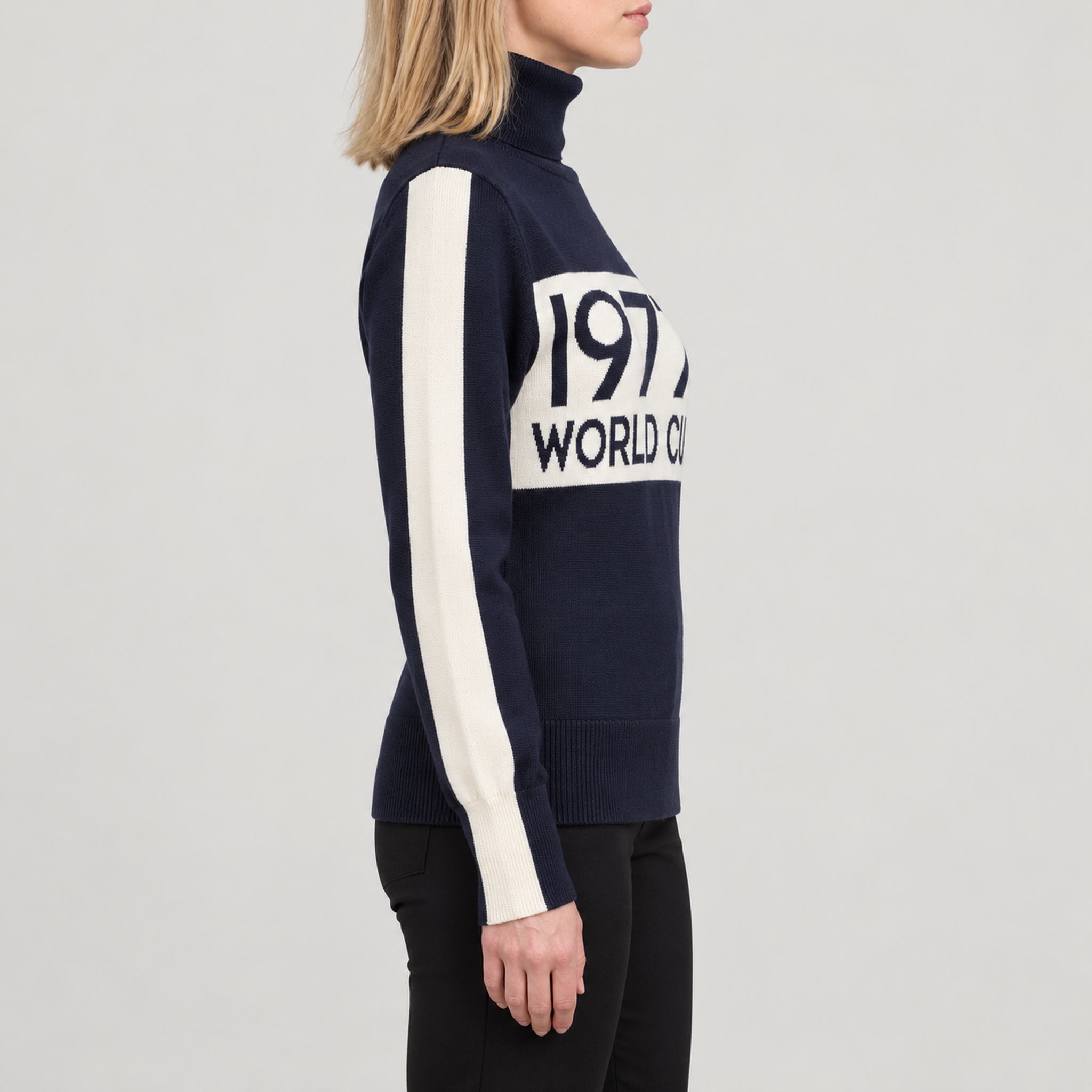 World Cup Sweater in Navy blue — 05 model side