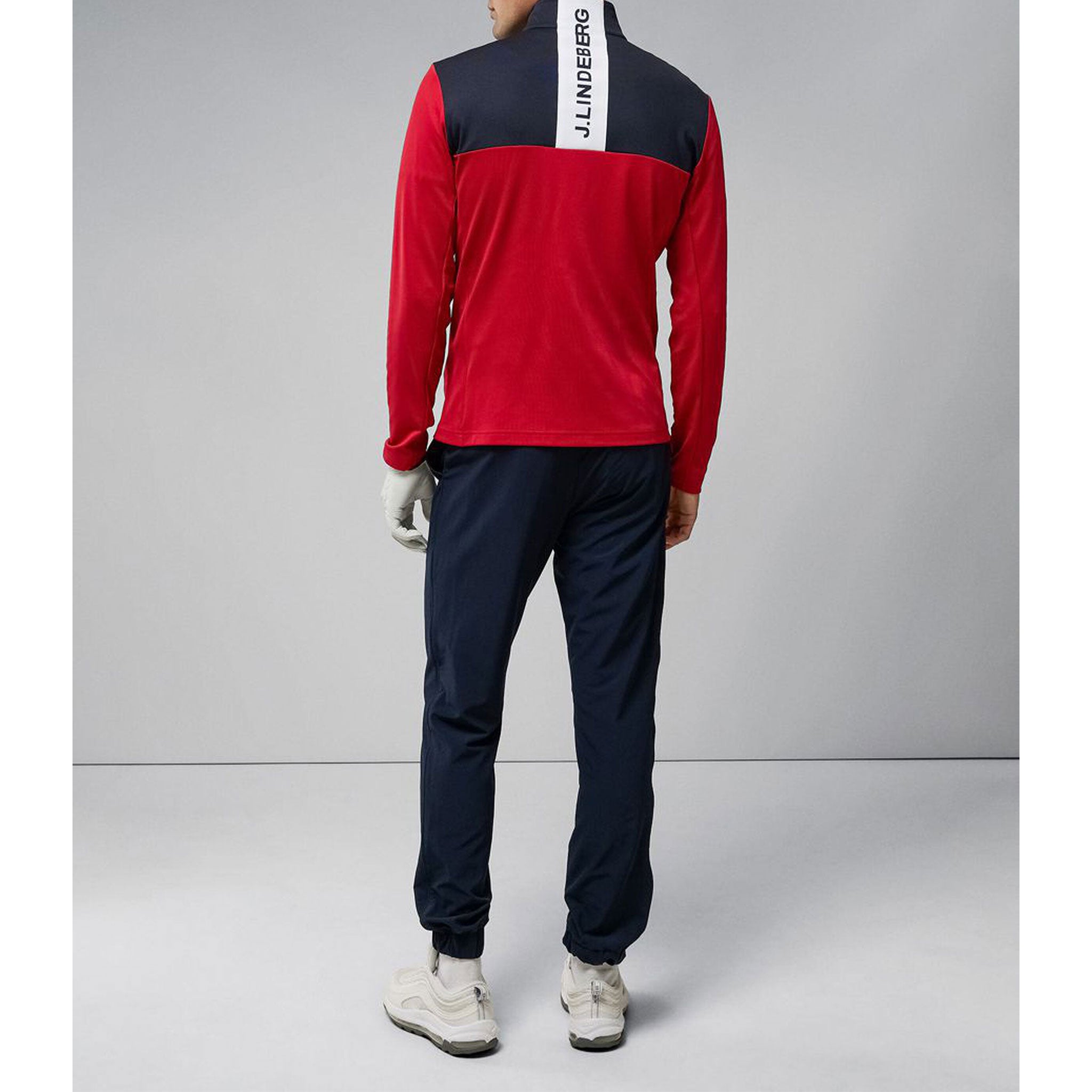 Banks Midlayer in Navy